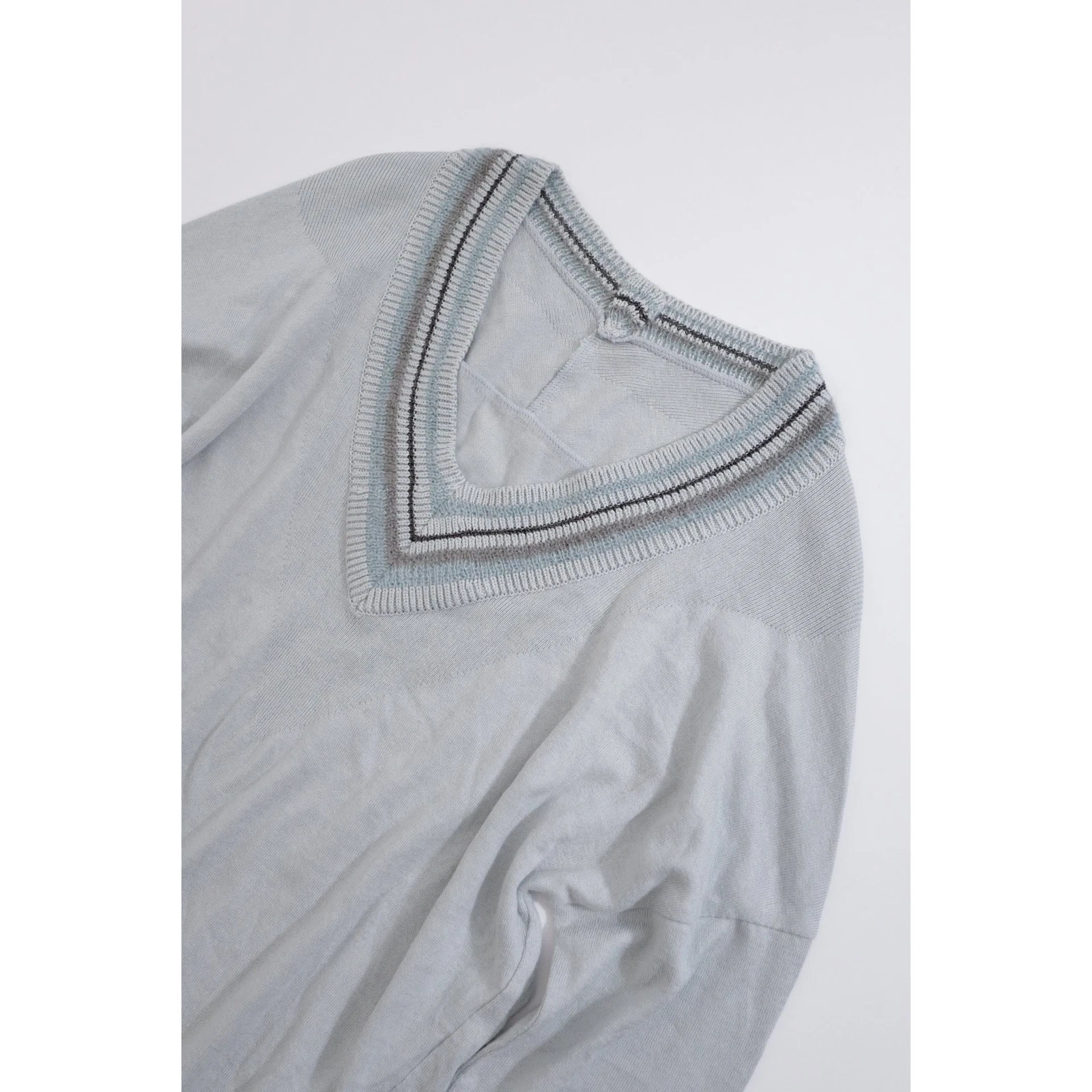 ISSEY MIYAKE Gilet long en laine Bleu vintage, passéist — photo 3