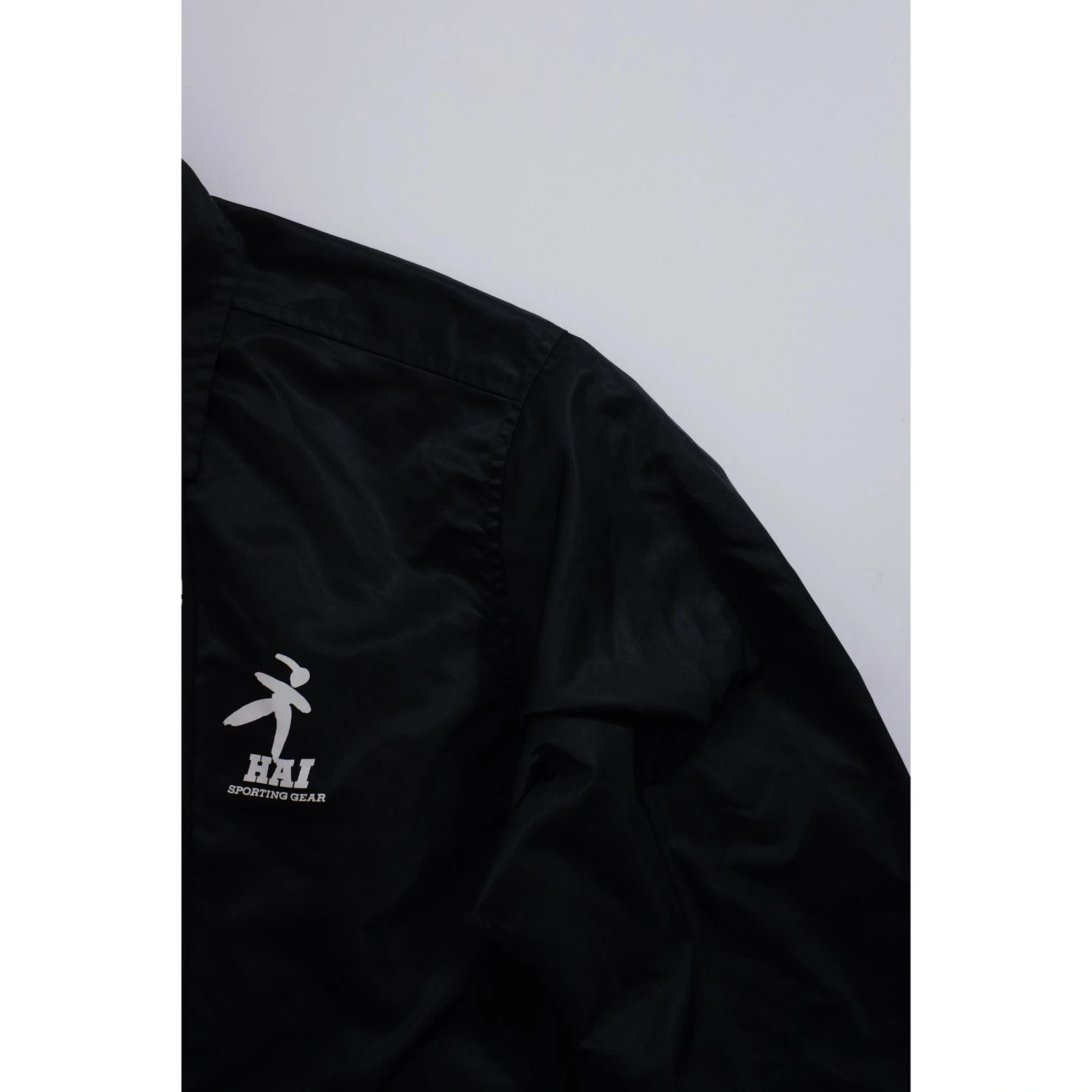 ISSEY MIYAKE Blouson Noir vintage, passéist — photo 8