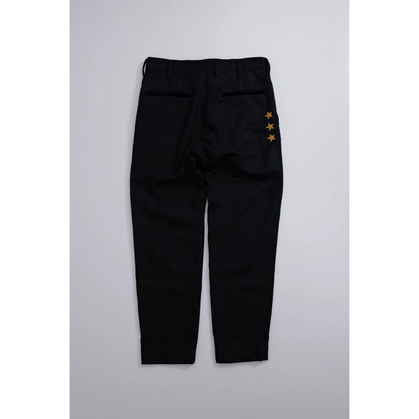 YOHJI YAMAMOTO Pantalon carotte en laine Noir vintage, passéist — photo 1