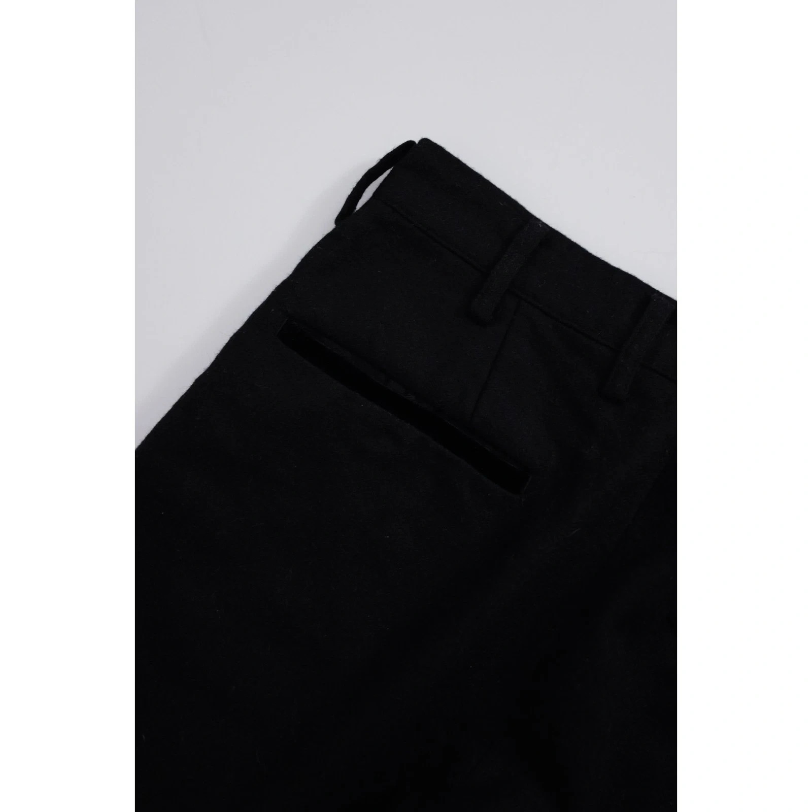YOHJI YAMAMOTO Pantalon carotte en laine Noir vintage, passéist — photo 13