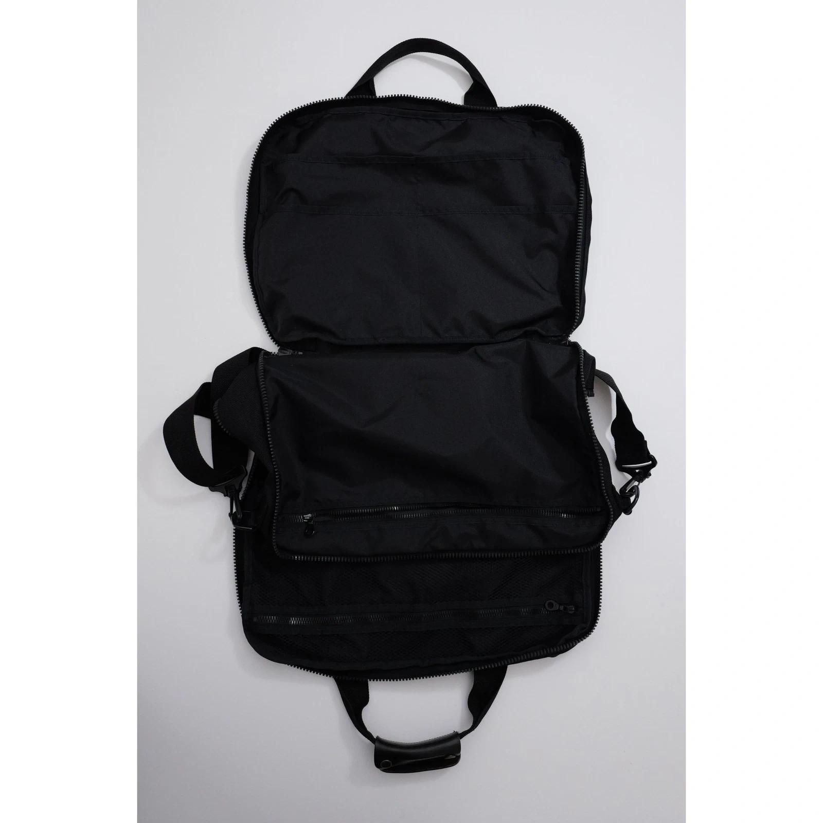 YOHJI YAMAMOTO Cartable Noir vintage, passéist — photo 14