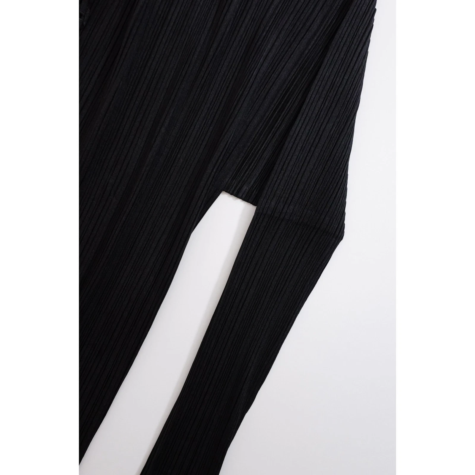 ISSEY MIYAKE Blouse Noir vintage, passéist — photo 3