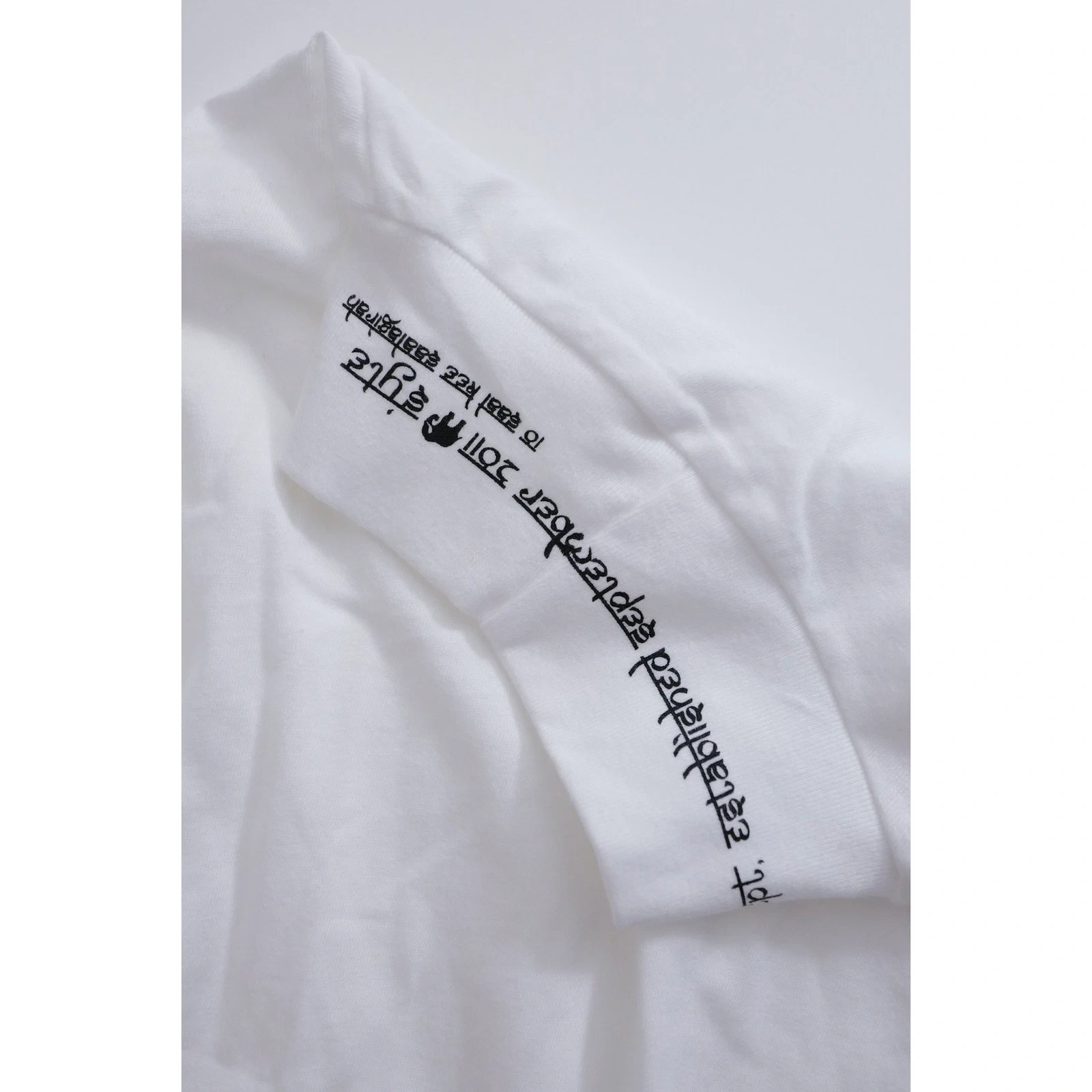 YOHJI YAMAMOTO Tee shirt Blanc vintage, passéist — photo 10