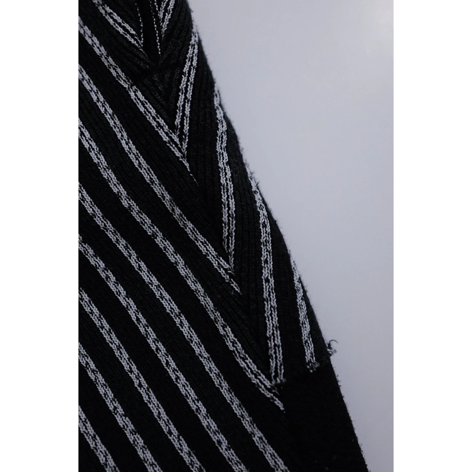 ISSEY MIYAKE Pantalon court Gris vintage, passéist — photo 5