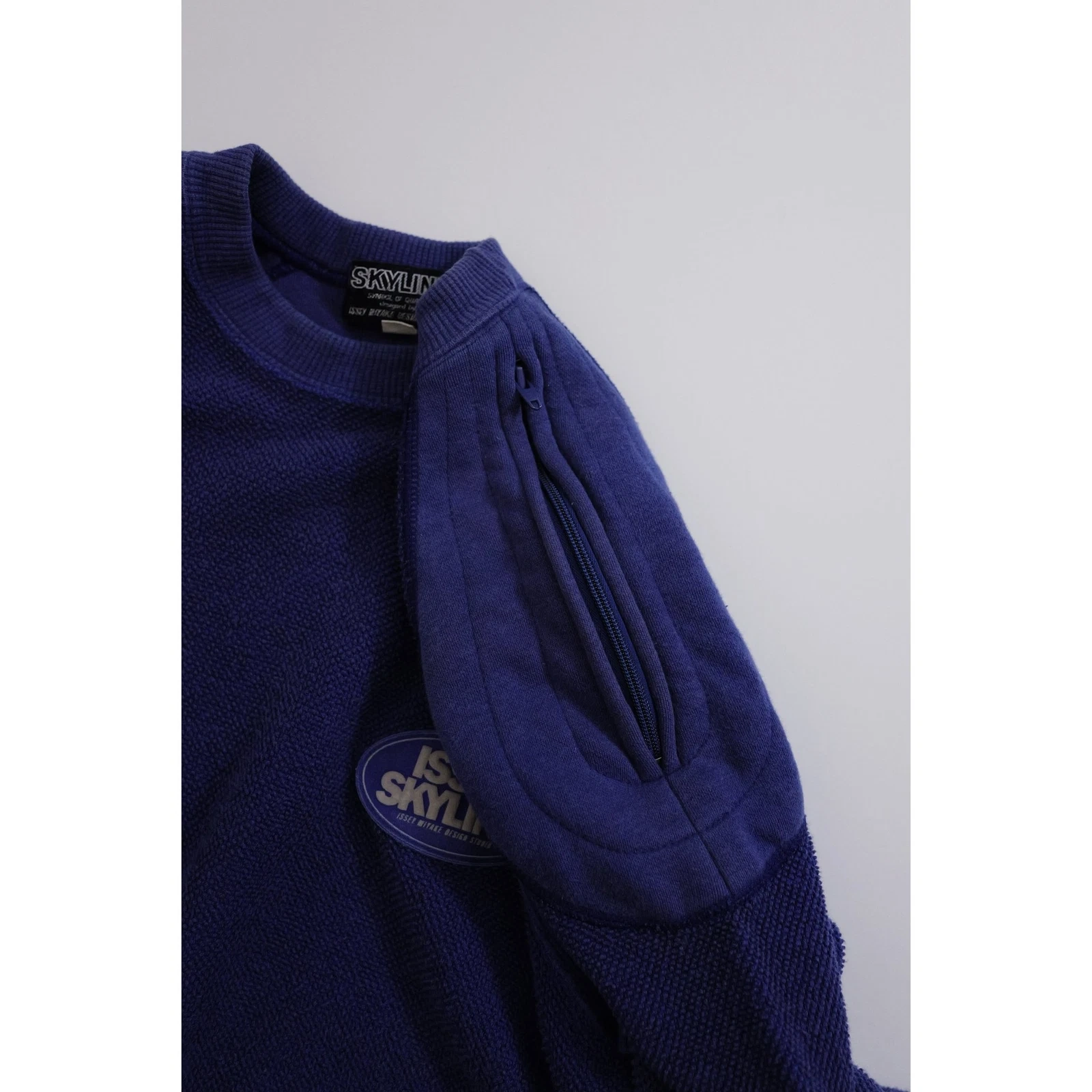 ISSEY MIYAKE Sweat Bleu vintage, passéist — photo 8