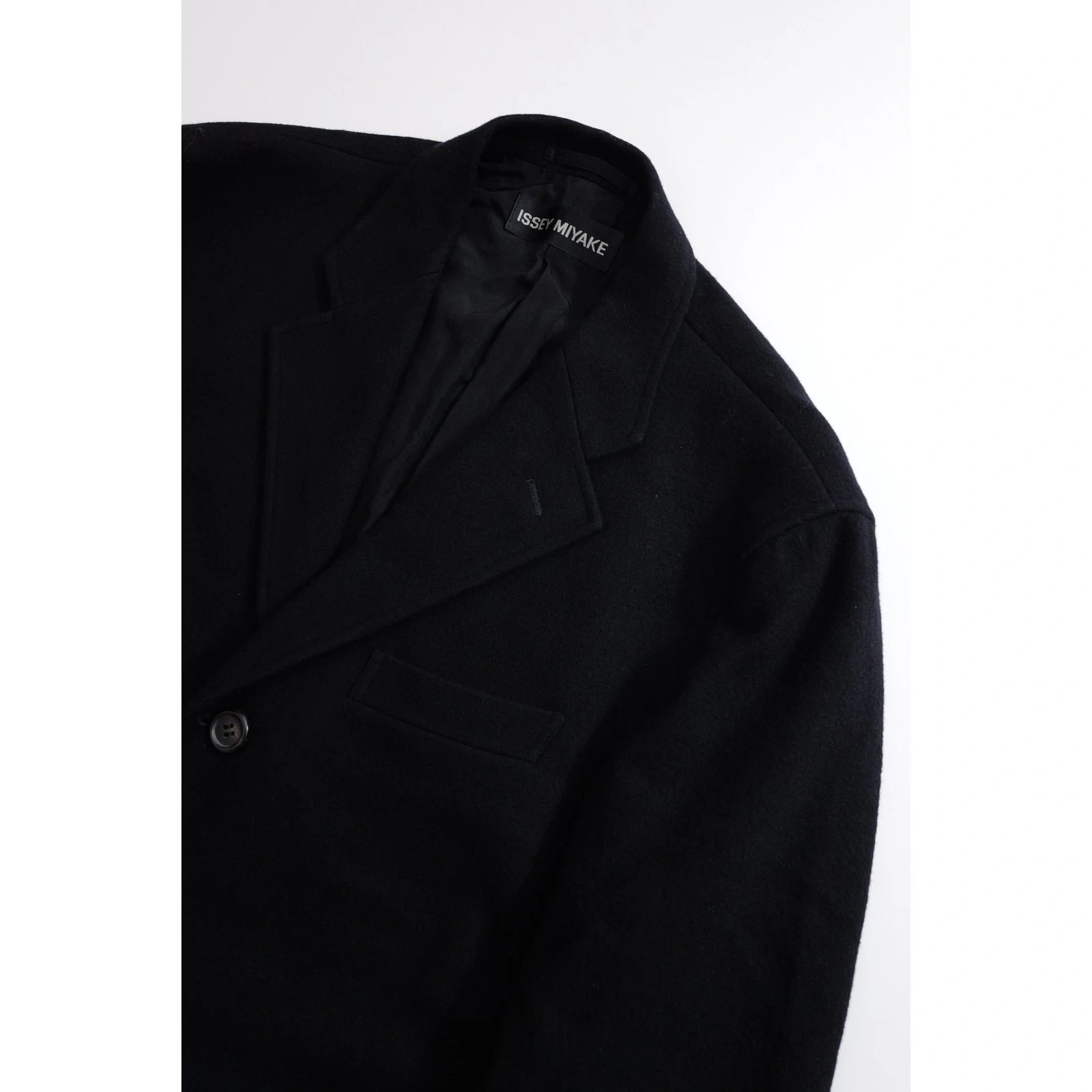 ISSEY MIYAKE Veste en laine Noir vintage, passéist — photo 2
