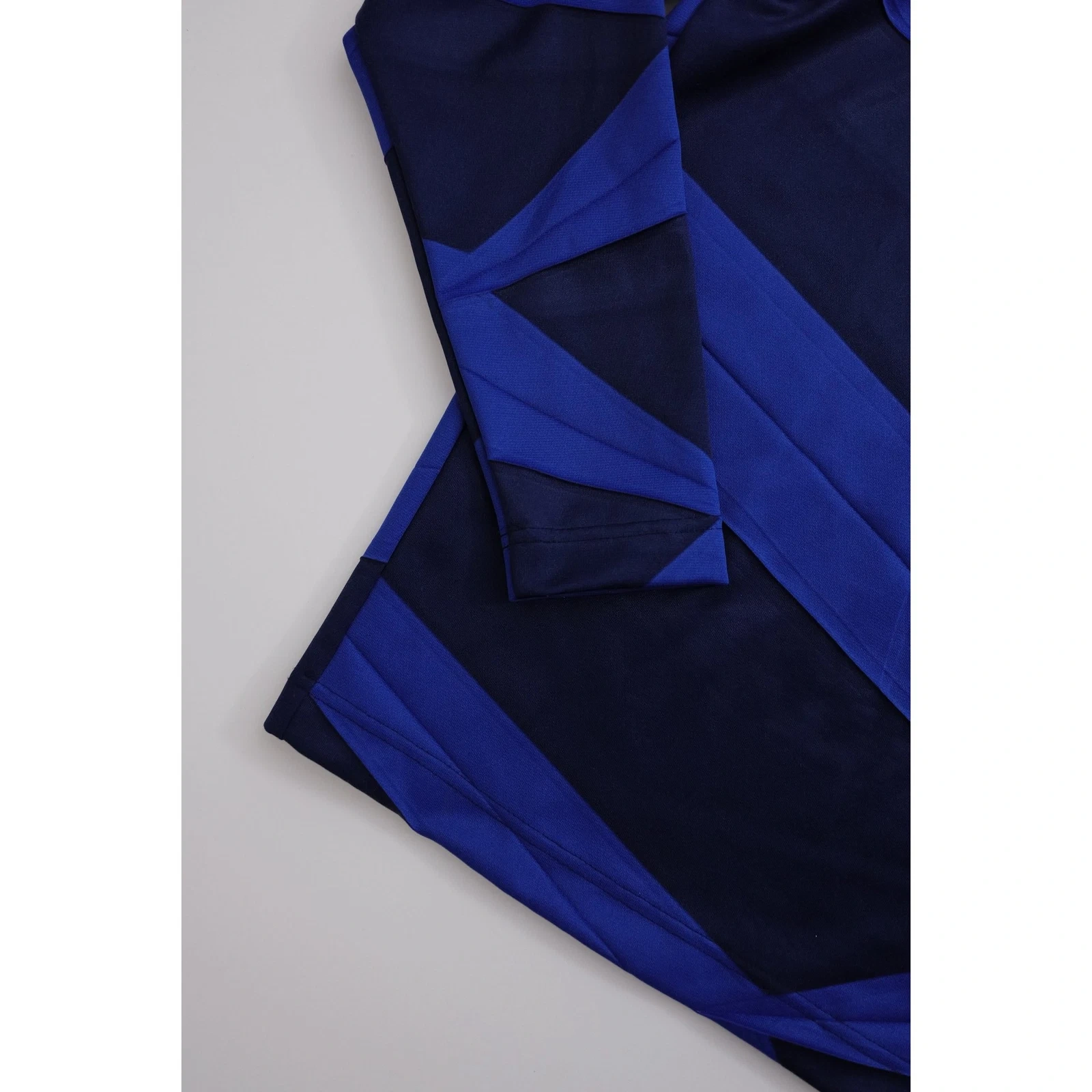 ISSEY MIYAKE Sweat Marine vintage, passéist — photo 4