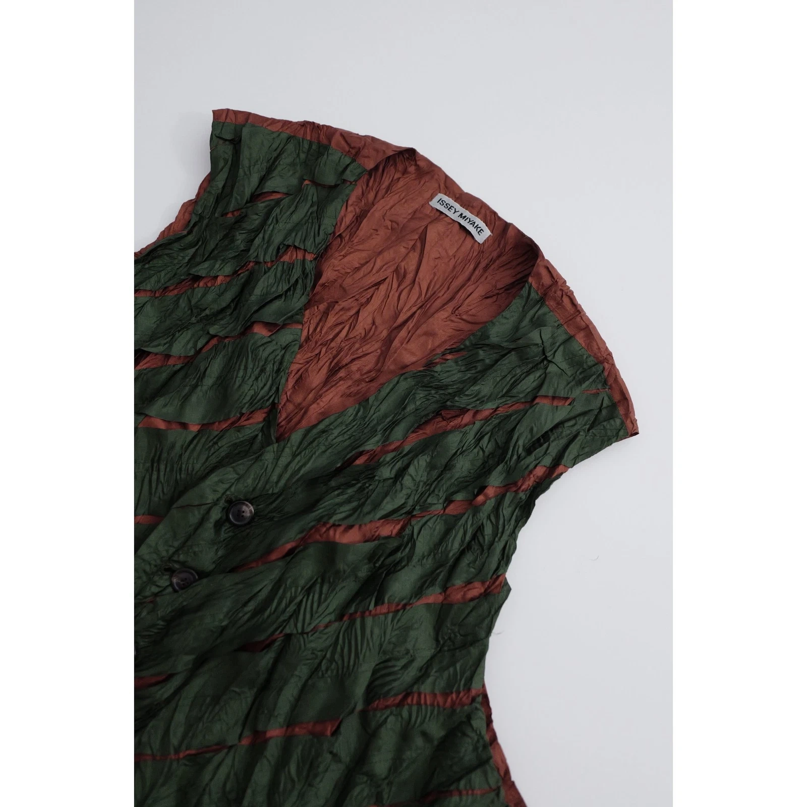 ISSEY MIYAKE Tunique Kaki vintage, passéist — photo 2