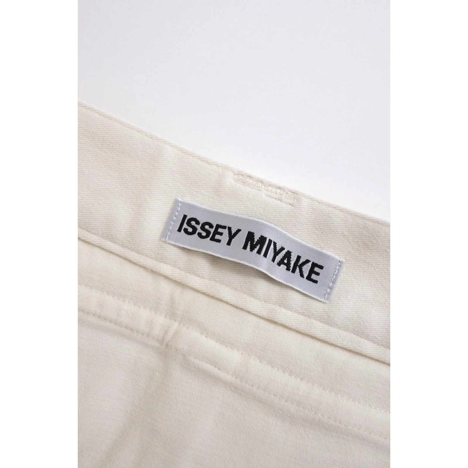ISSEY MIYAKE Jean droit Beige vintage, passéist — photo 8