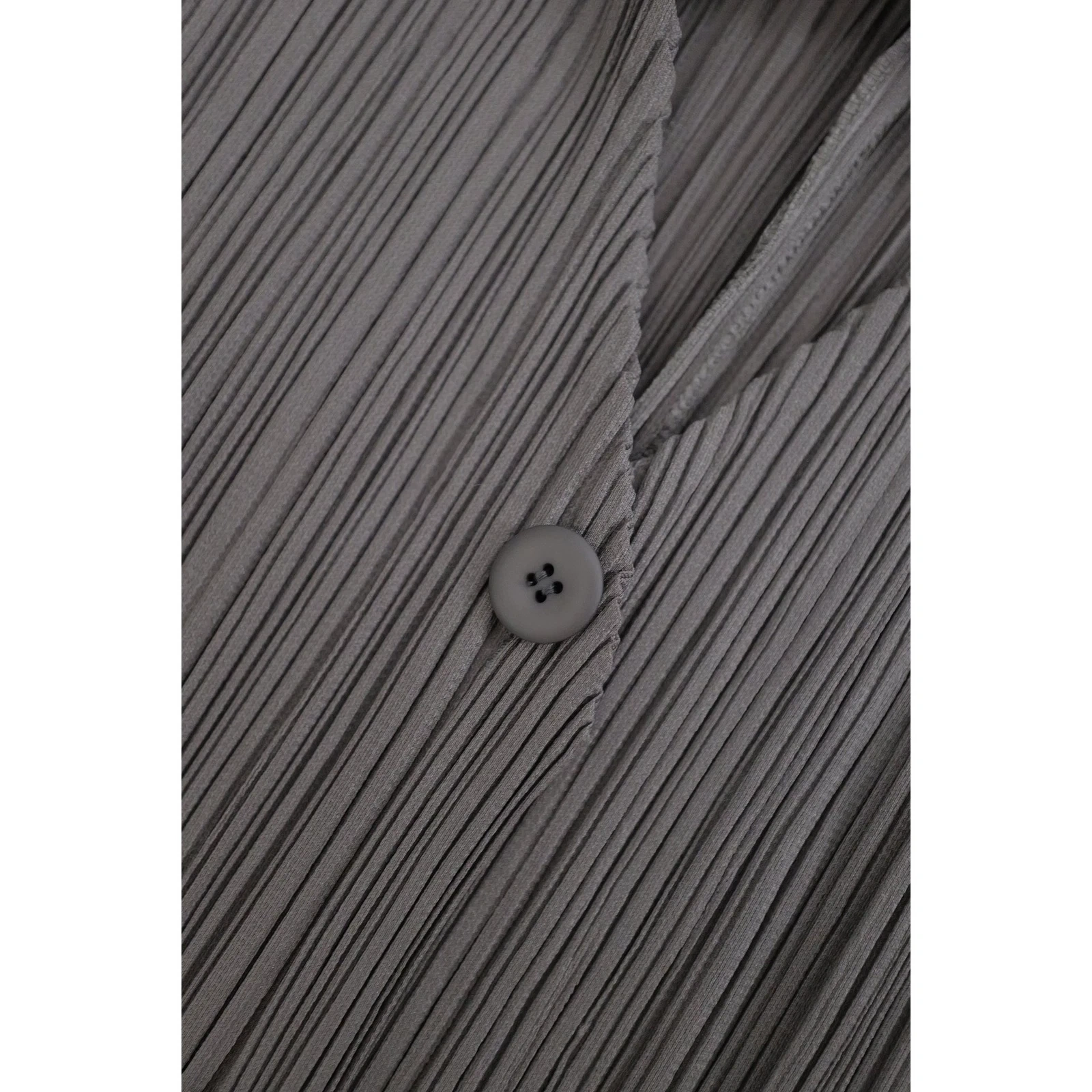ISSEY MIYAKE Veste courte Gris vintage, passéist — photo 10
