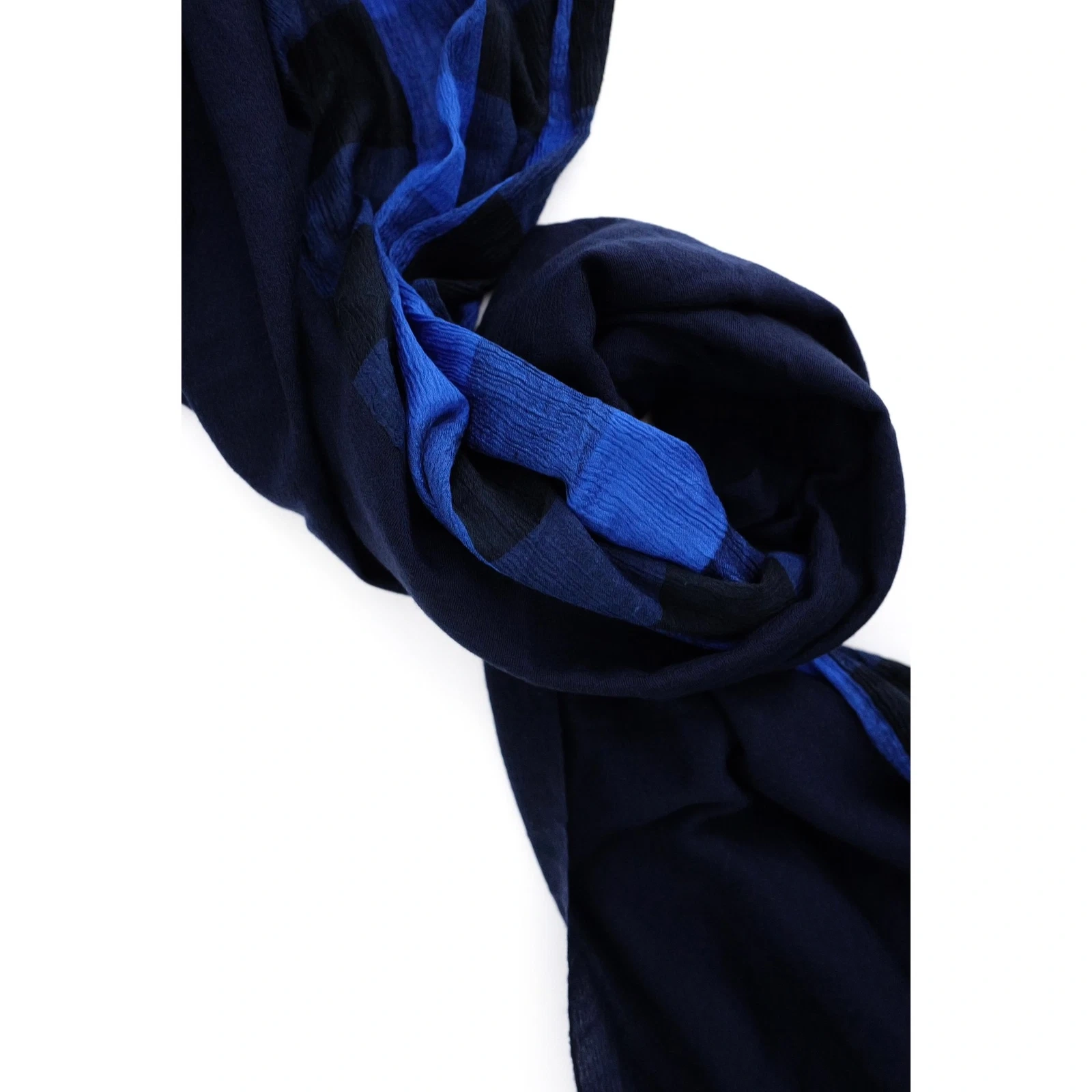 ISSEY MIYAKE Echarpe en soie Marine vintage, passéist — photo 10