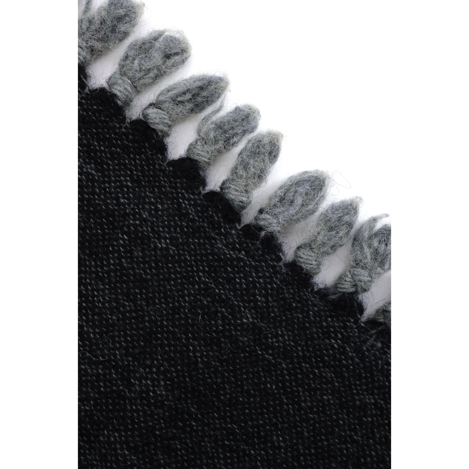 ISSEY MIYAKE Echarpe en laine Anthracite vintage, passéist — photo 5