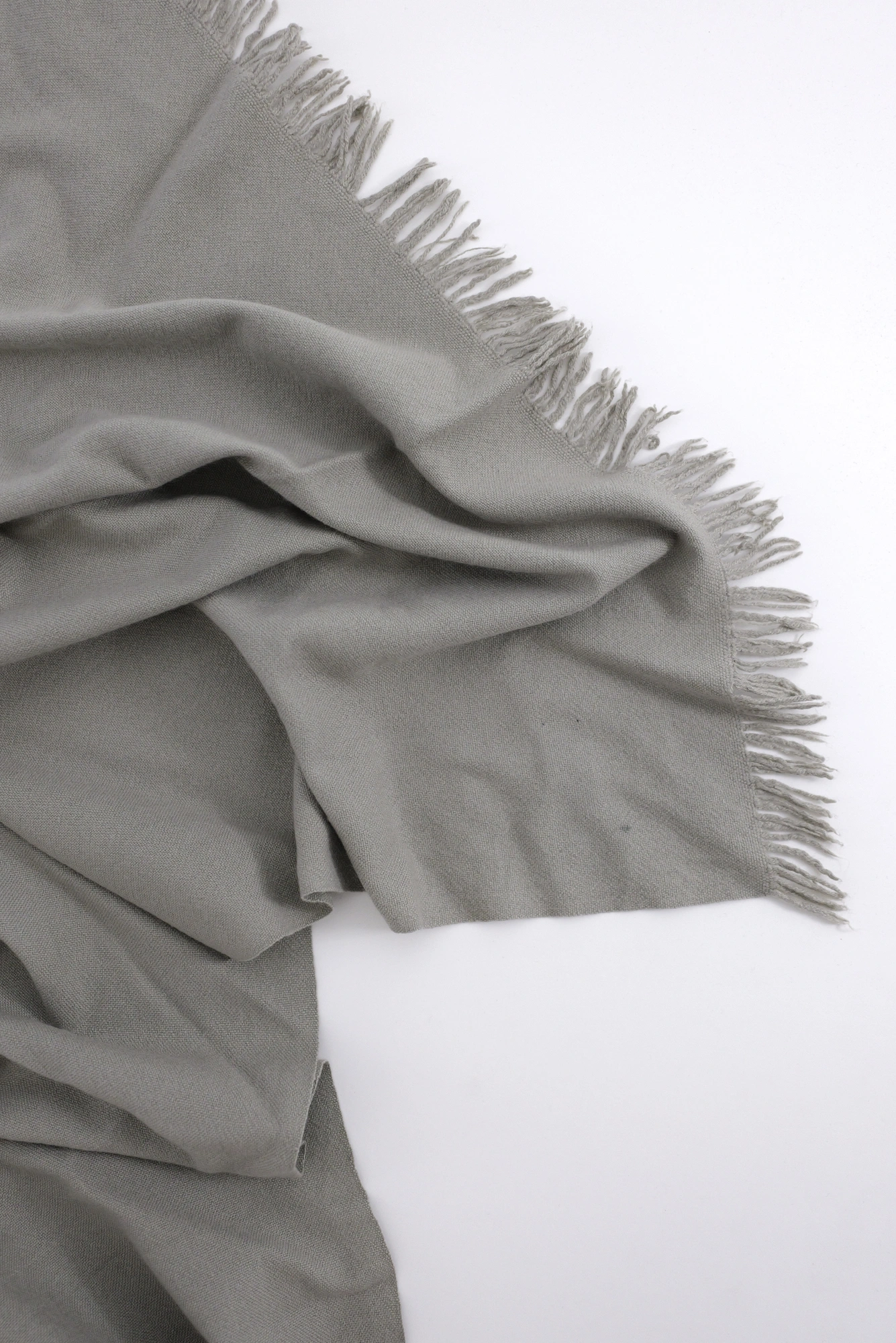 YOHJI YAMAMOTO Echarpe en soie Gris vintage, passéist — photo 8