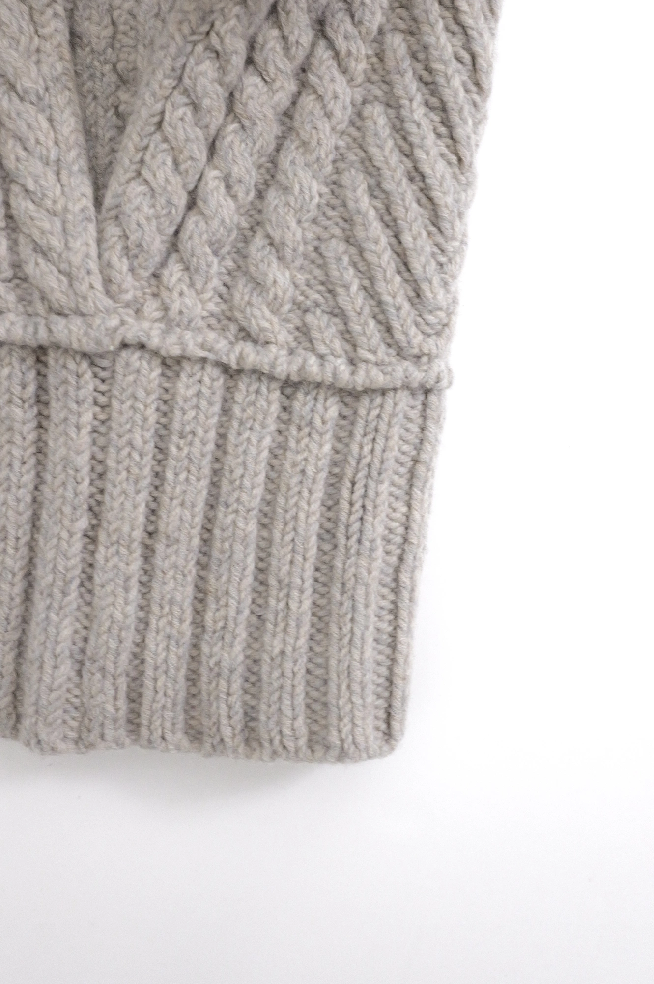 YOHJI YAMAMOTO Bonnet en laine Beige vintage, passéist — photo 3