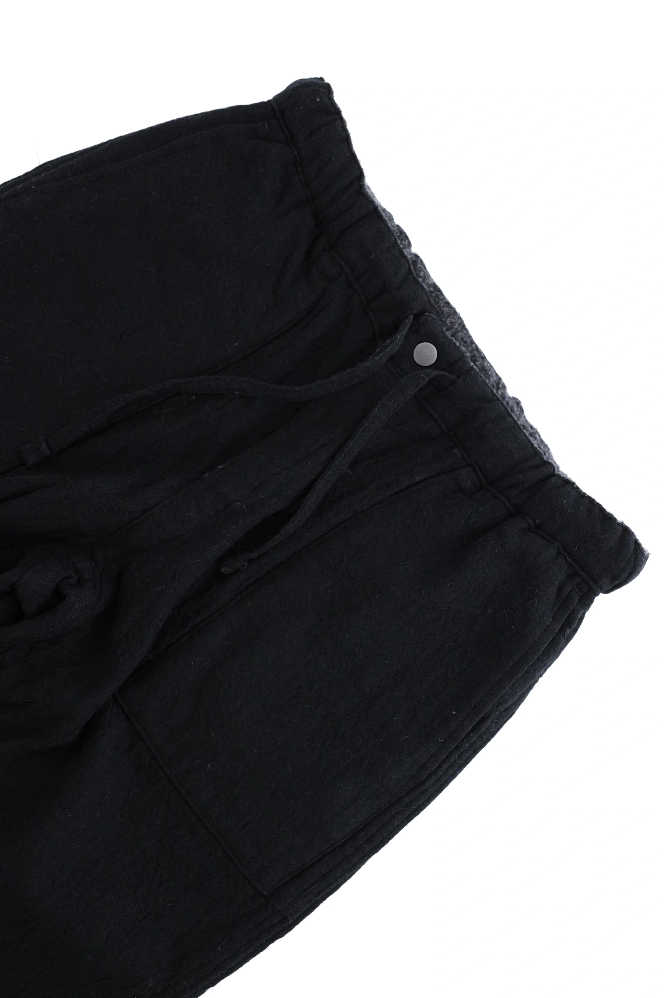 ISSEY MIYAKE Pantalon en laine Noir vintage, passéist — photo 2