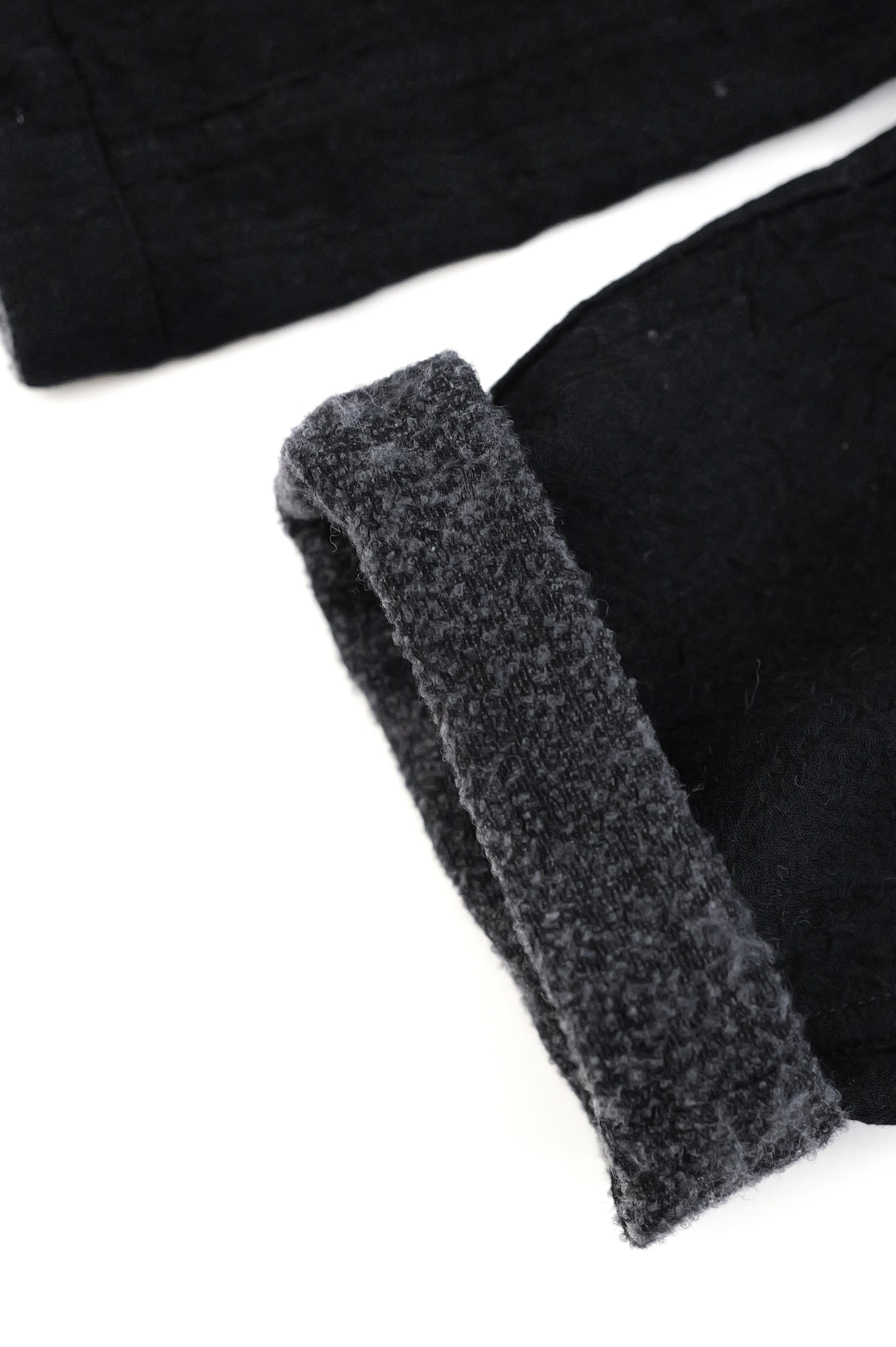 ISSEY MIYAKE Pantalon en laine Noir vintage, passéist — photo 3