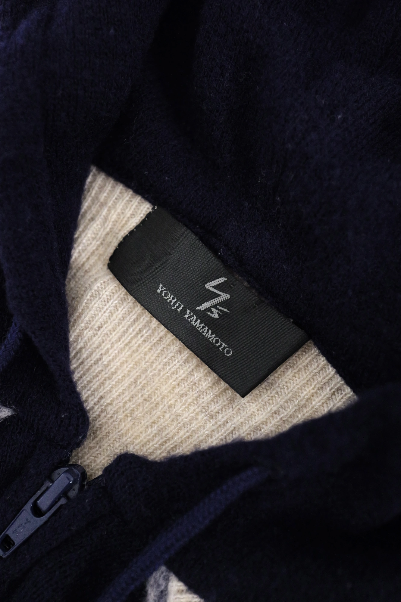 YOHJI YAMAMOTO Gilet en laine Marine vintage, passéist — photo 5