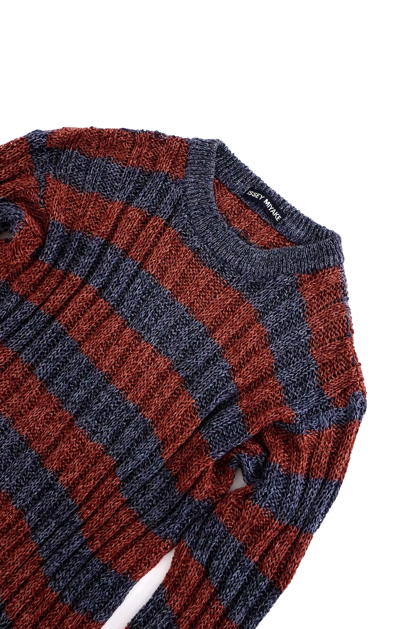 ISSEY MIYAKE Pull en lin Anthracite vintage, passéist — photo 2