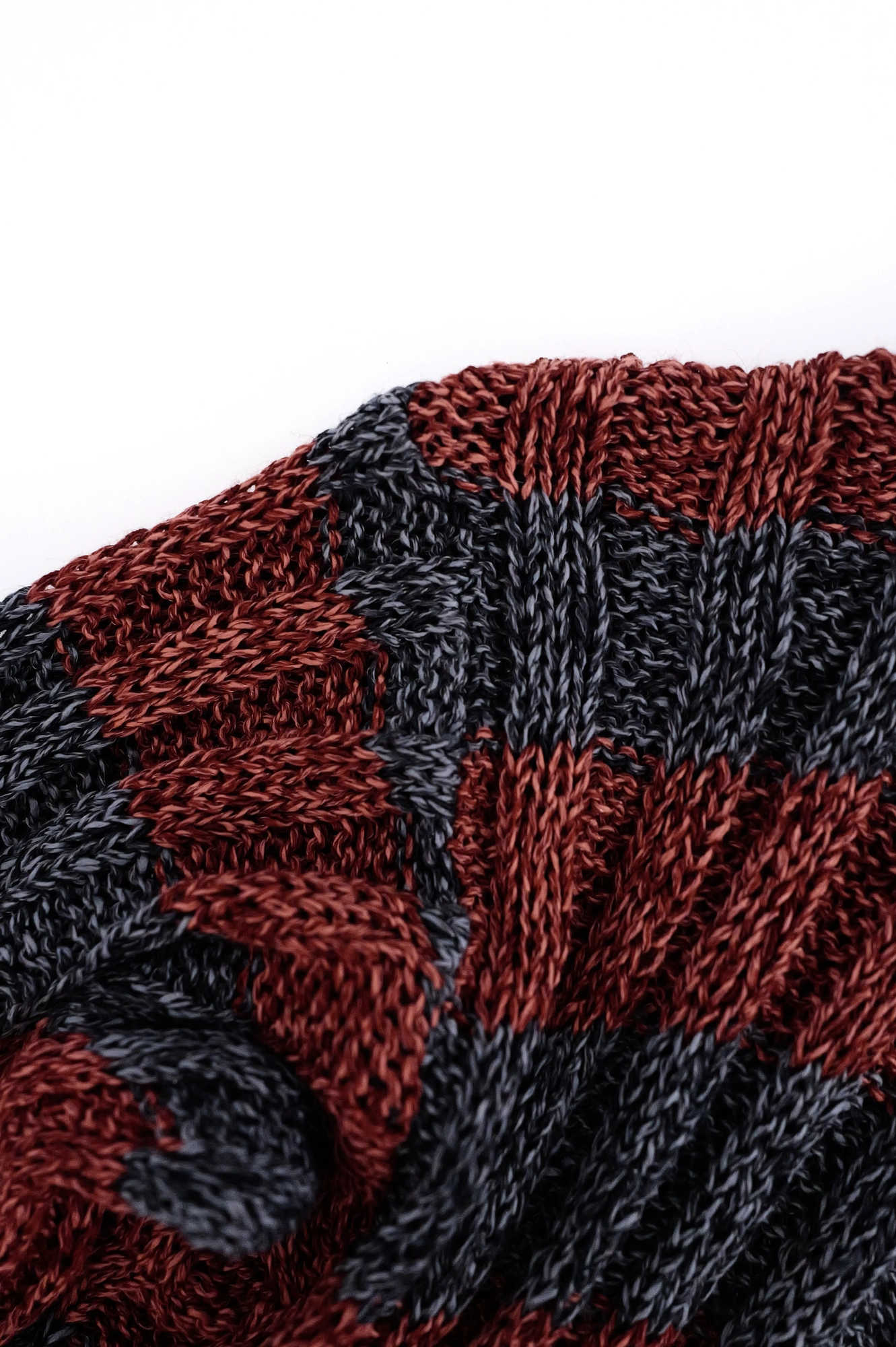 ISSEY MIYAKE Pull en lin Anthracite vintage, passéist — photo 13