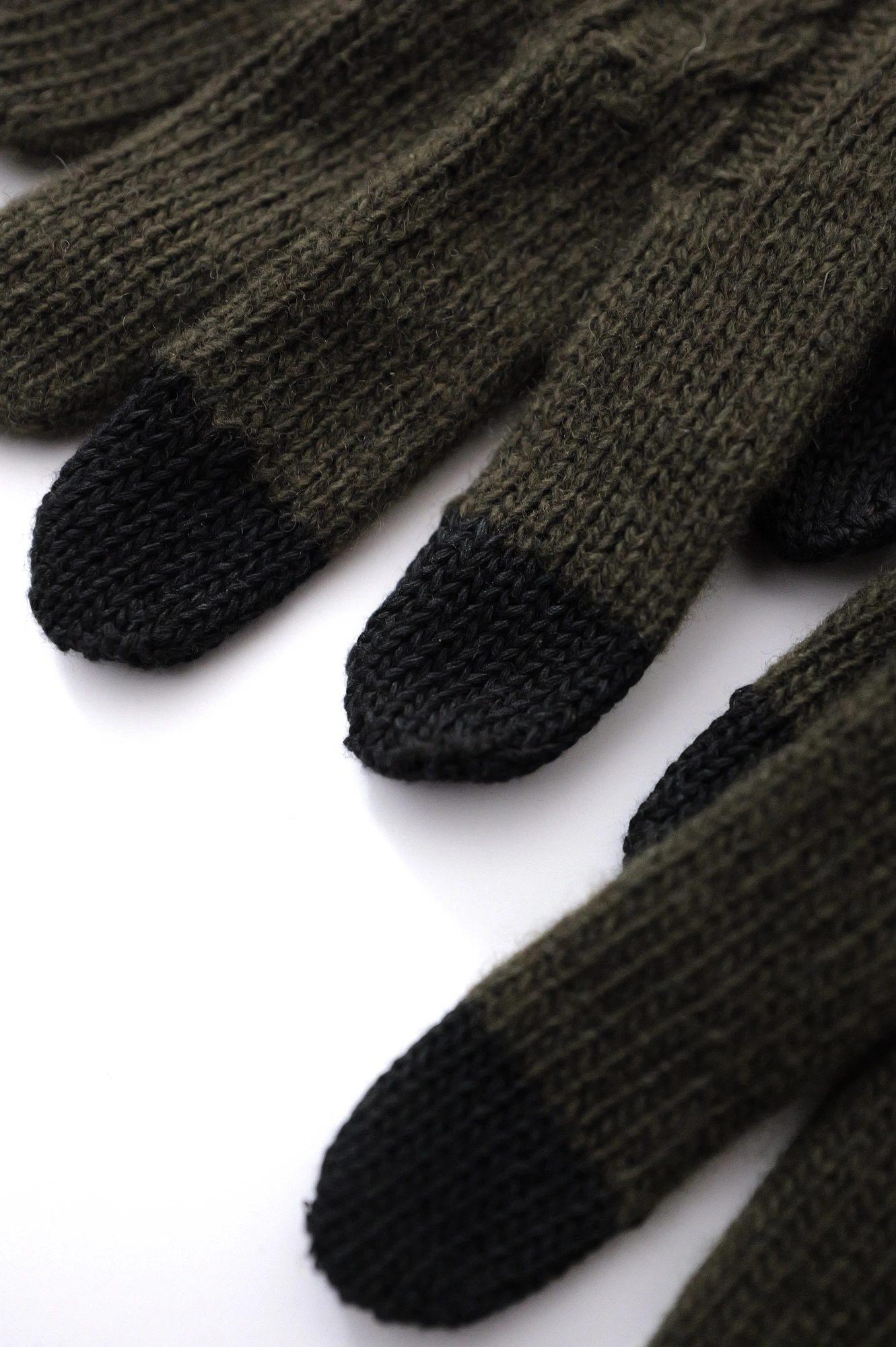YOHJI YAMAMOTO Gants long en laine Kaki vintage, passéist — photo 4