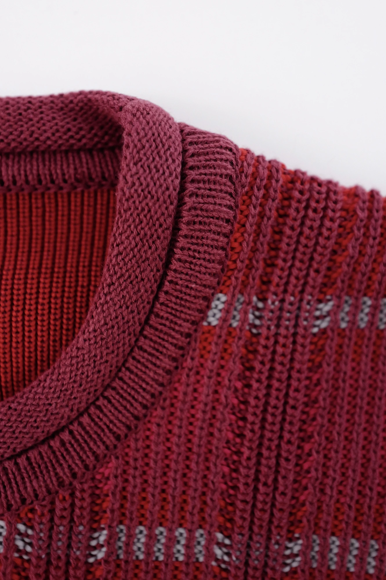 ISSEY MIYAKE Pull Bordeaux vintage, passéist — photo 6