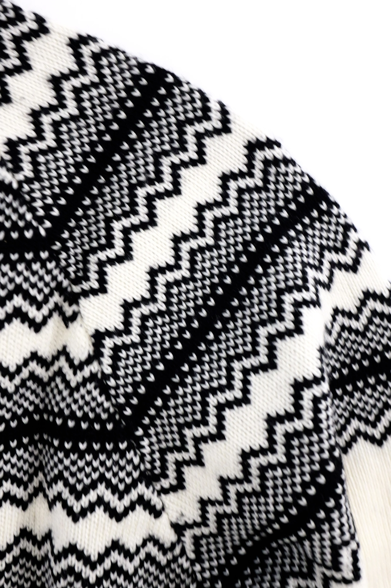 YOHJI YAMAMOTO Pull en laine Noir vintage, passéist — photo 17
