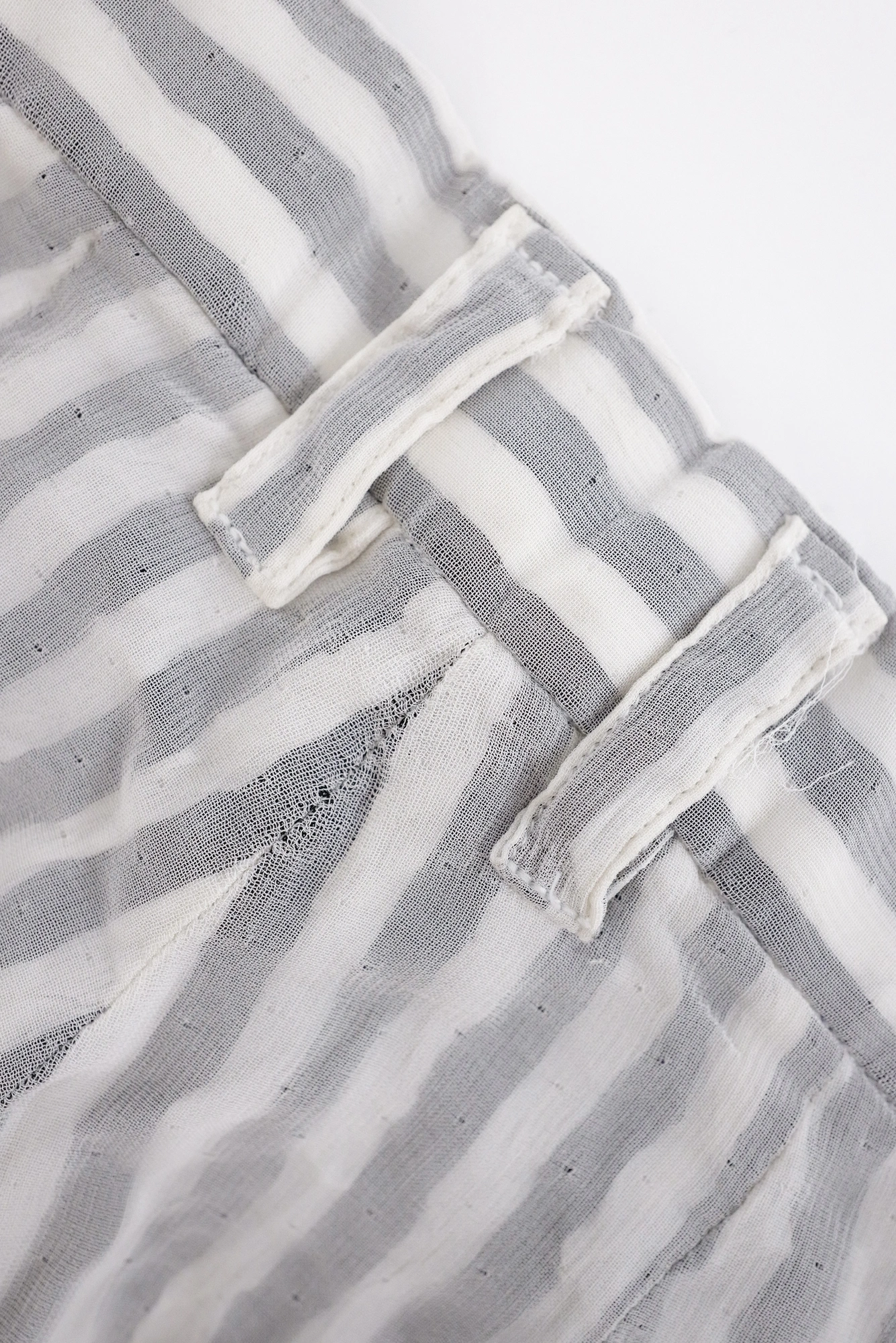 ISSEY MIYAKE Pantalon Blanc vintage, passéist — photo 18