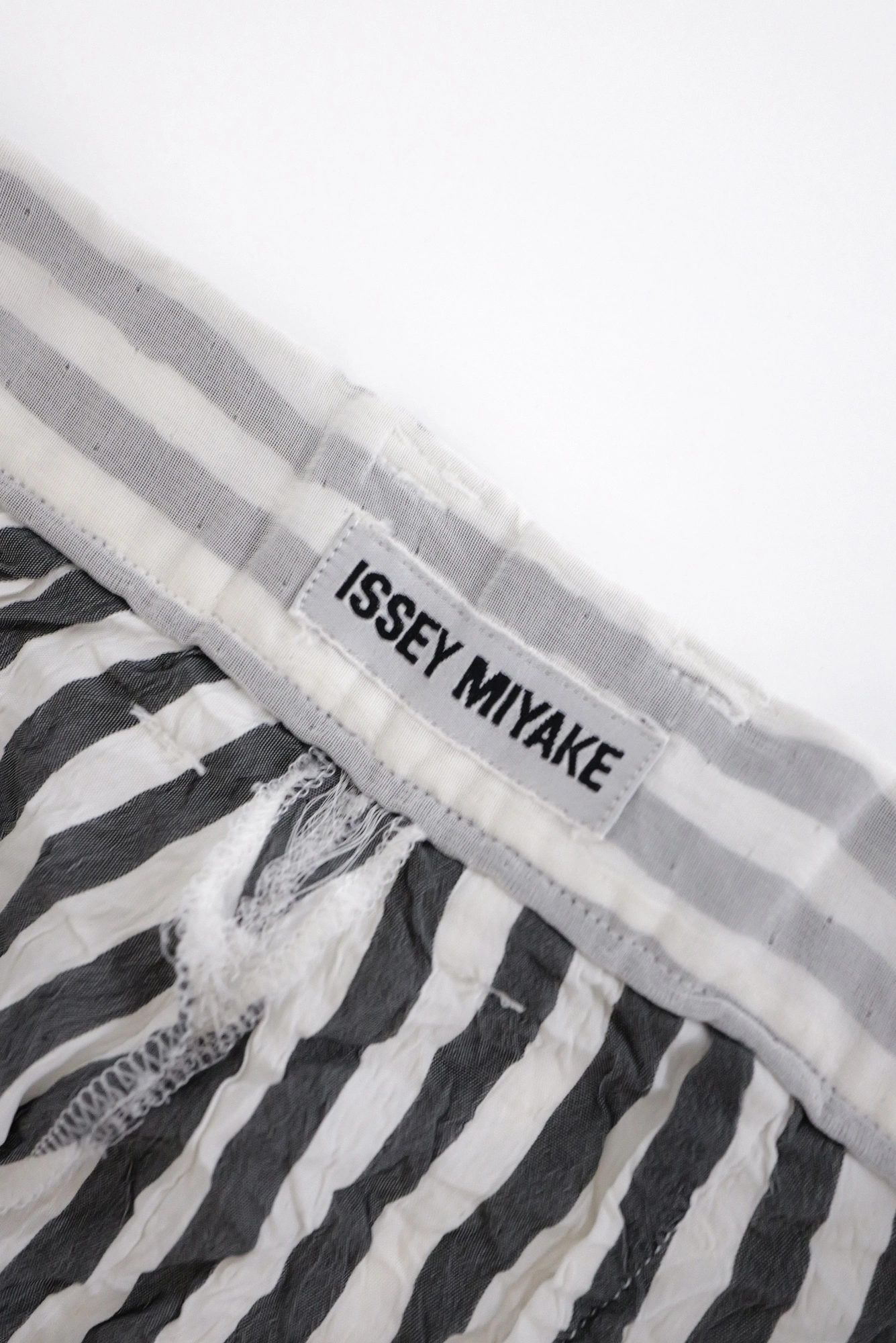 ISSEY MIYAKE Pantalon Blanc vintage, passéist — photo 9