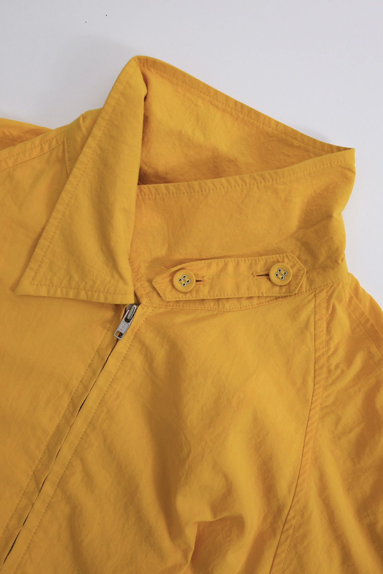 ISSEY MIYAKE Blouson Jaune vintage, passéist — photo 19