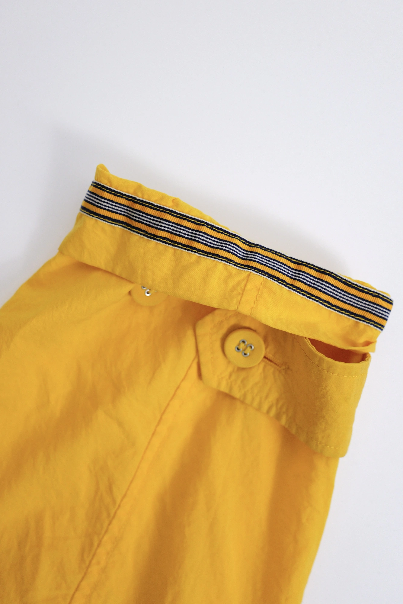ISSEY MIYAKE Blouson Jaune vintage, passéist — photo 10