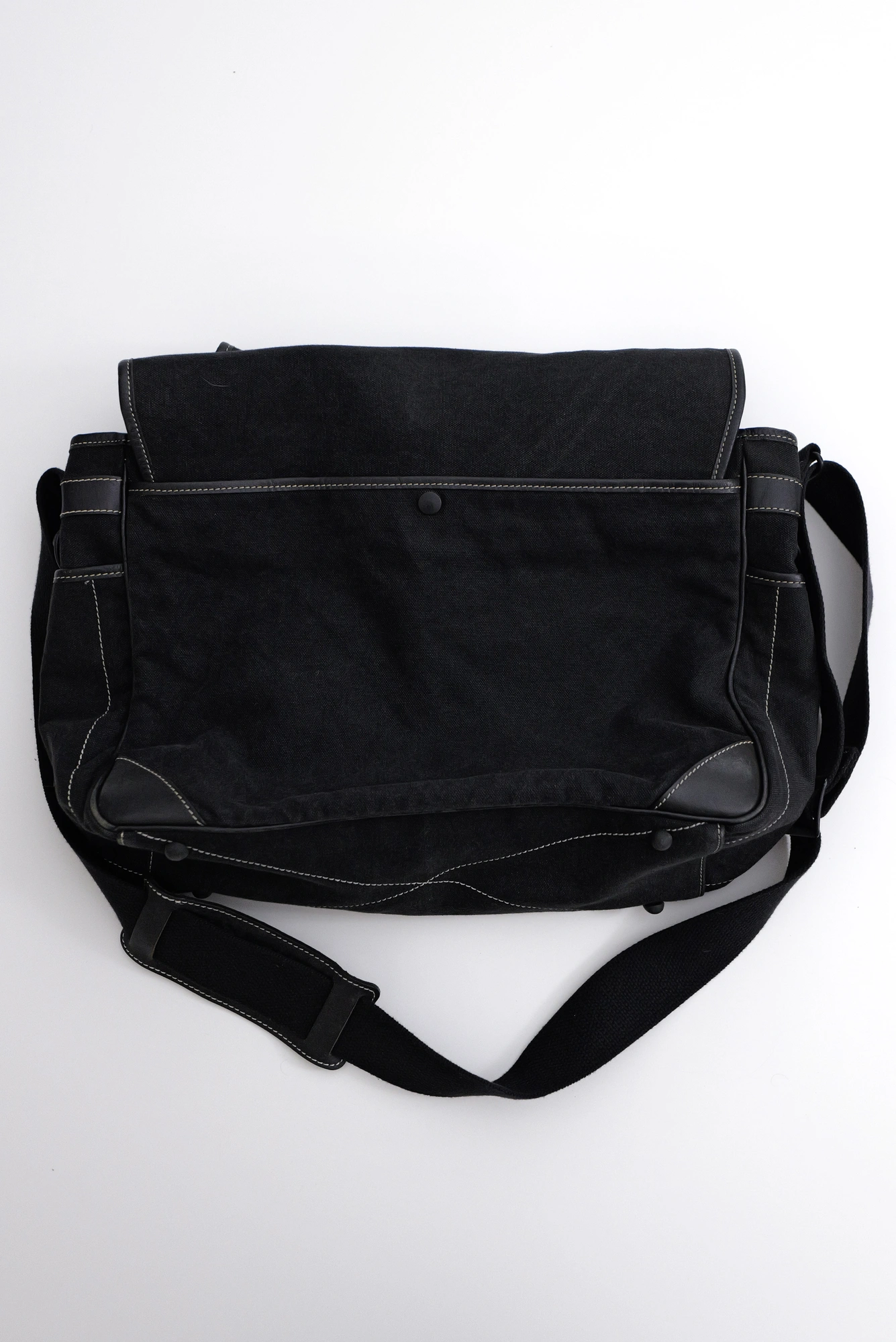 ISSEY MIYAKE Cartable en toile Noir vintage, passéist — photo 21