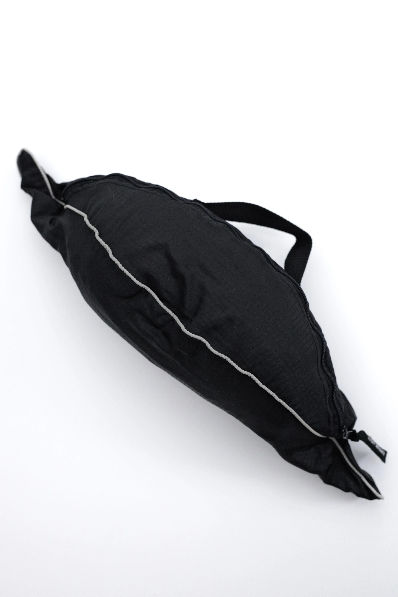 ISSEY MIYAKE Blouson Noir vintage, passéist — photo 22