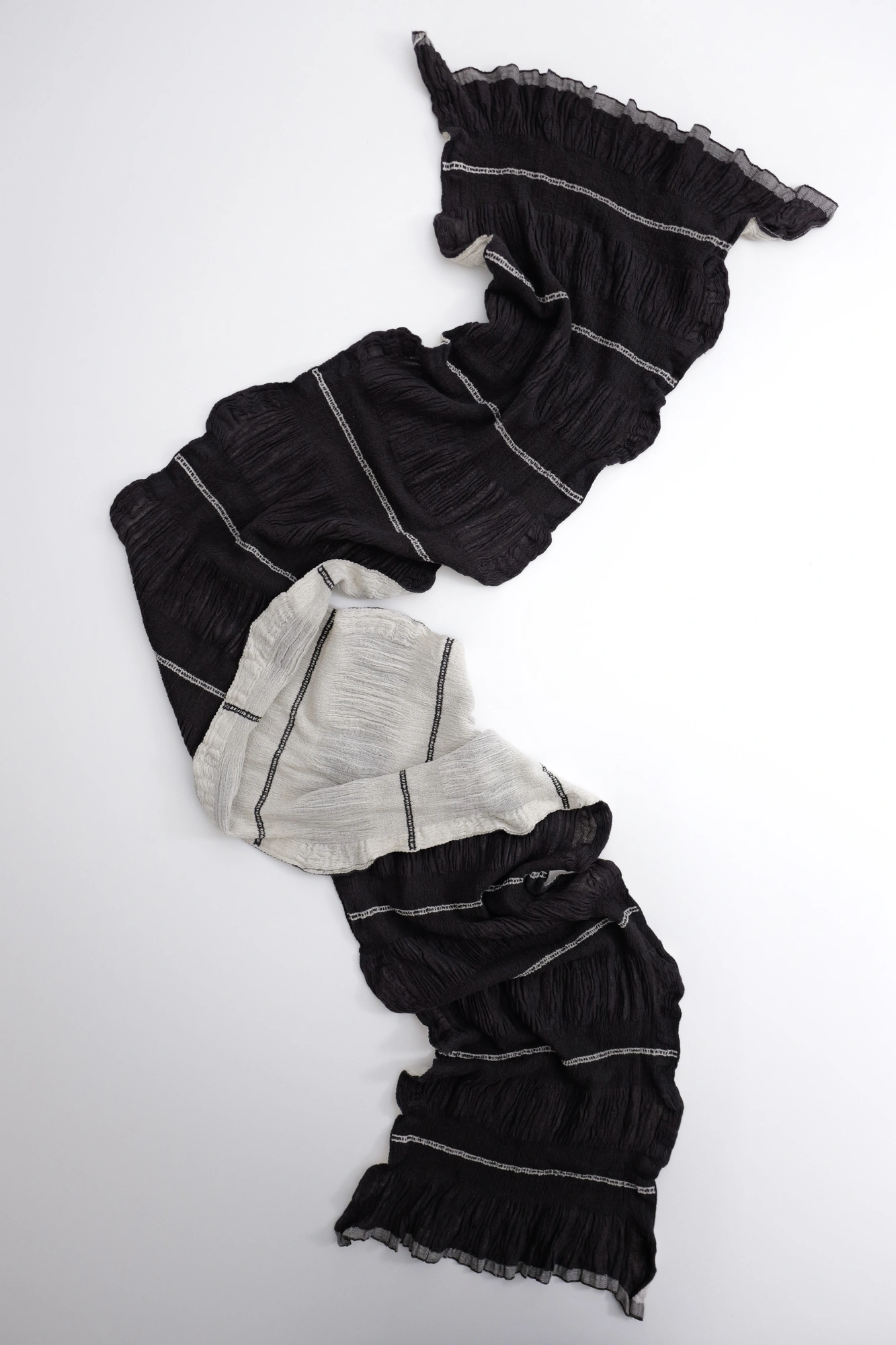 ISSEY MIYAKE Echarpe en cachemire Marron vintage, passéist — photo 1