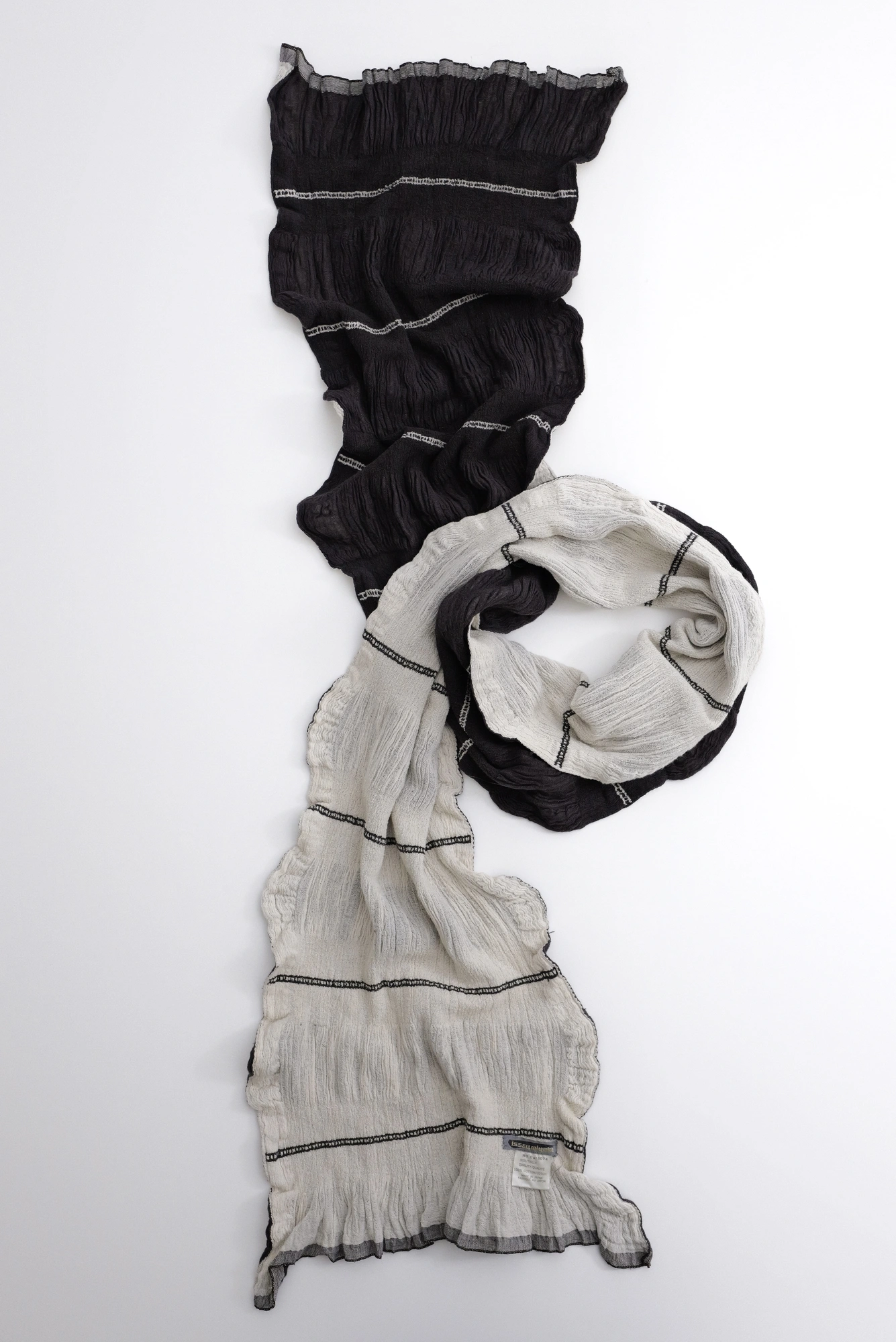 ISSEY MIYAKE Echarpe en cachemire Marron vintage, passéist — photo 11