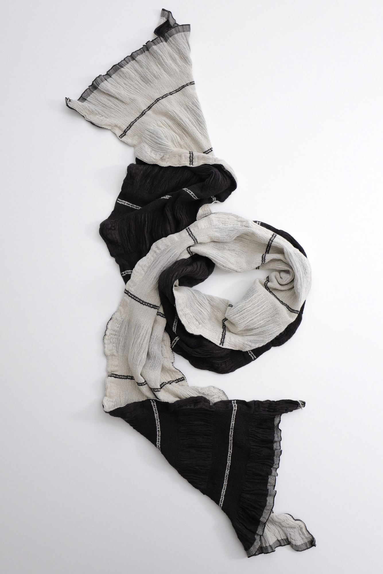 ISSEY MIYAKE Echarpe en cachemire Marron vintage, passéist — photo 13