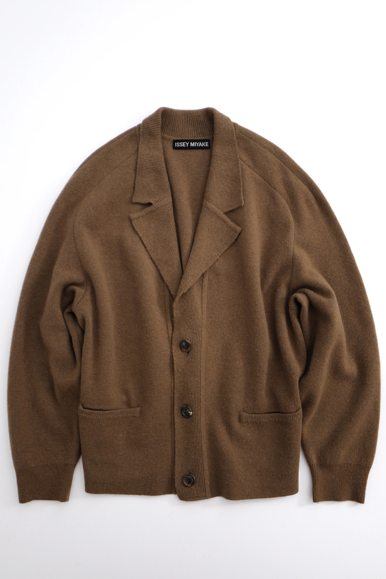 ISSEY MIYAKE Cardigan en laine Marron vintage, passéist — photo 1