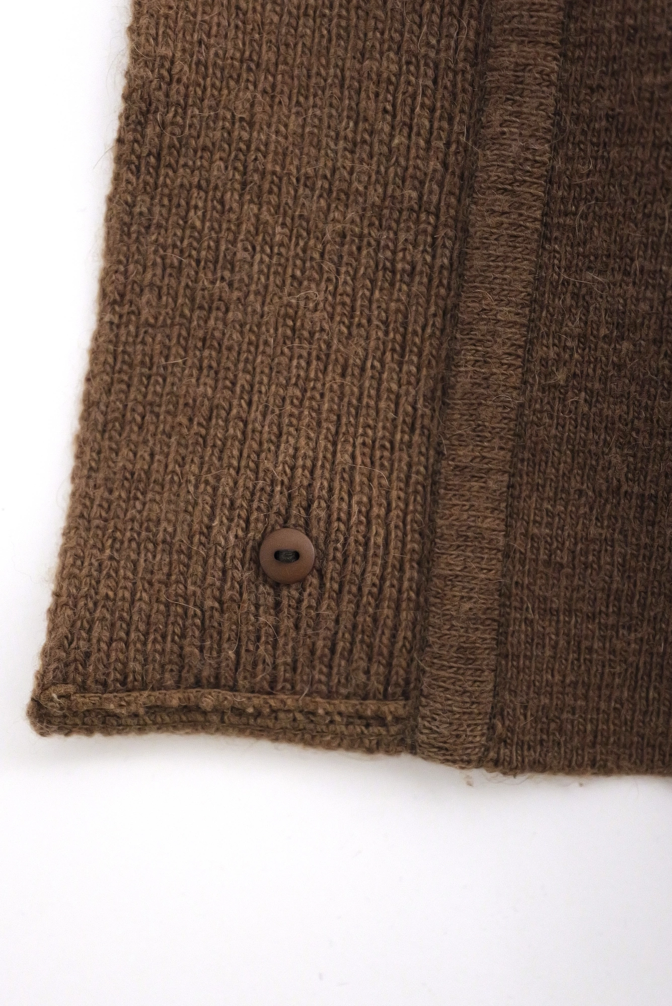 ISSEY MIYAKE Cardigan en laine Marron vintage, passéist — photo 12