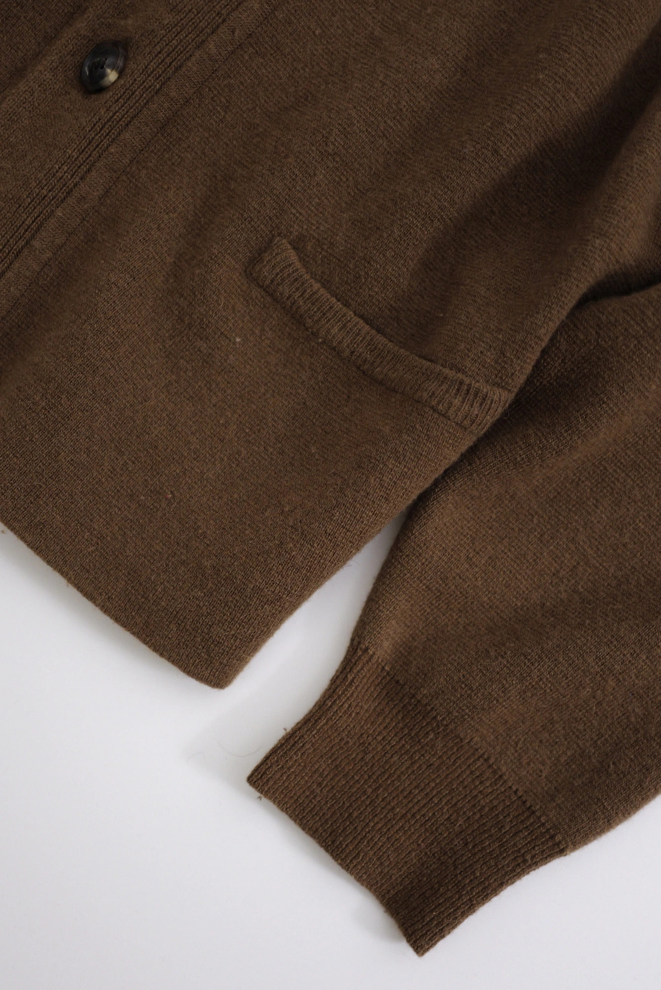 ISSEY MIYAKE Cardigan en laine Marron vintage, passéist — photo 6