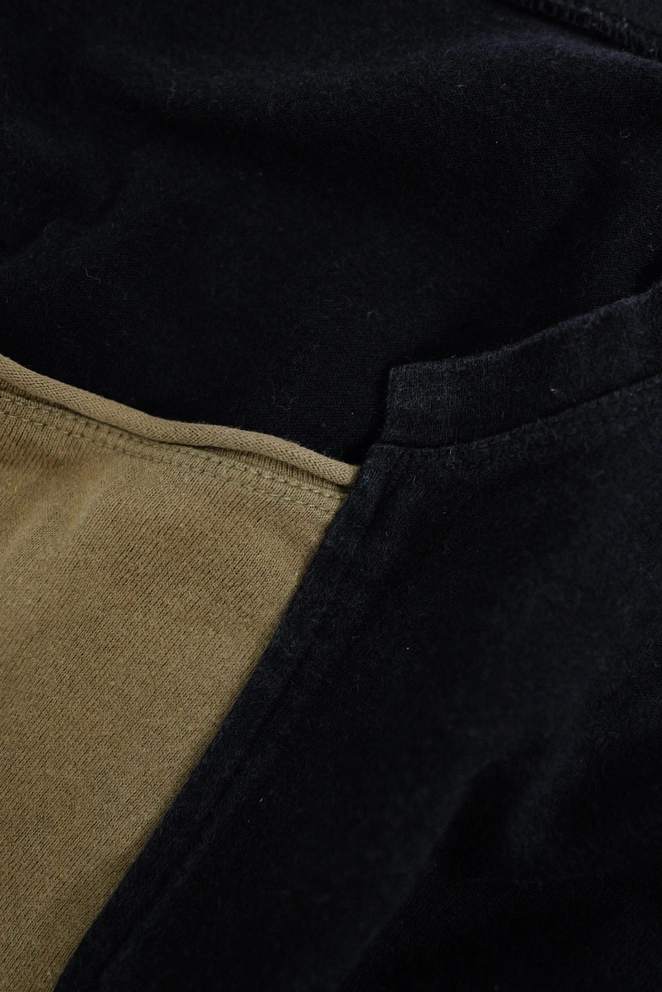 ISSEY MIYAKE Tee shirt Noir vintage, passéist — photo 4
