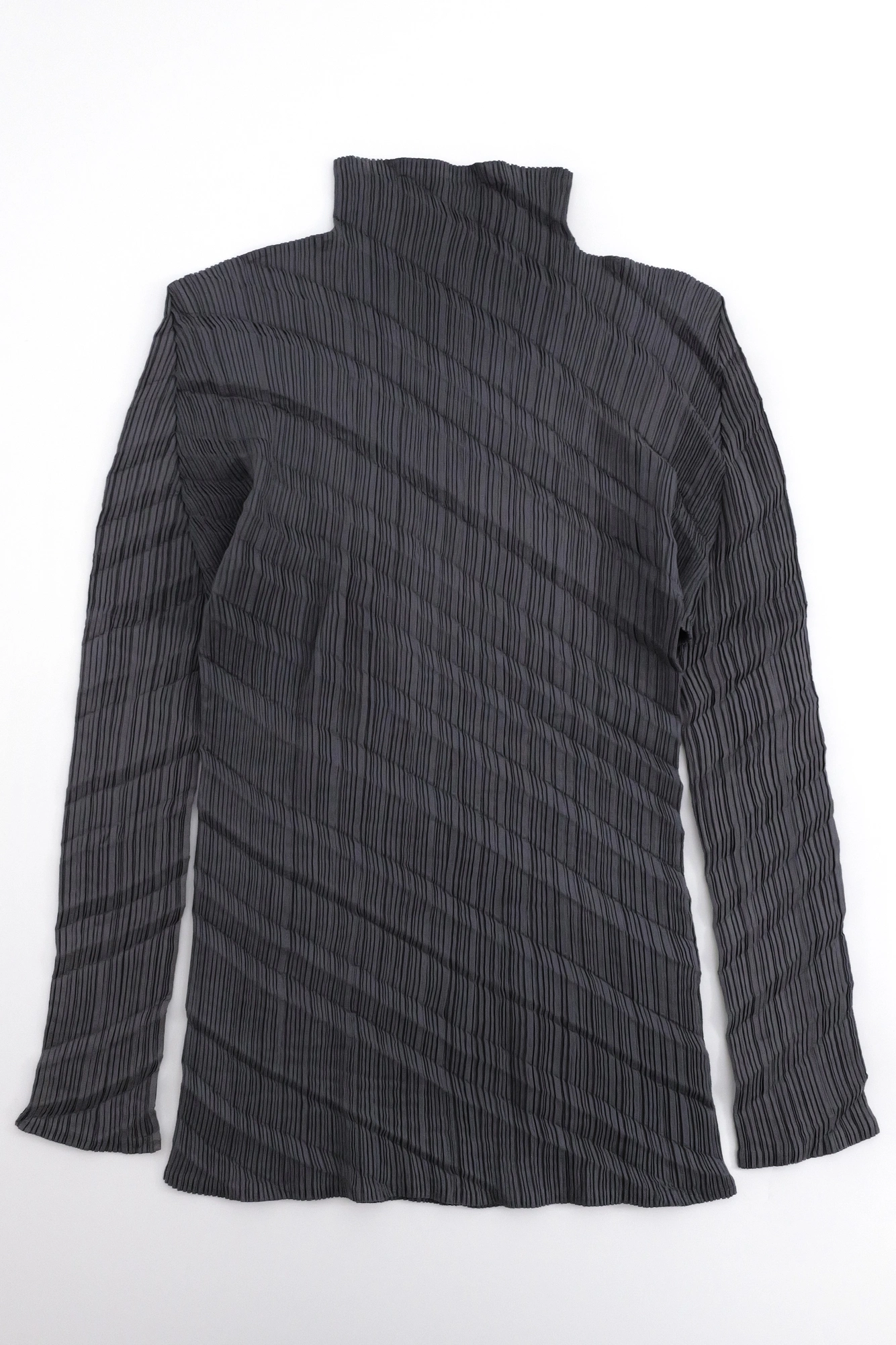 ISSEY MIYAKE Blouse Gris vintage, passéist — photo 1