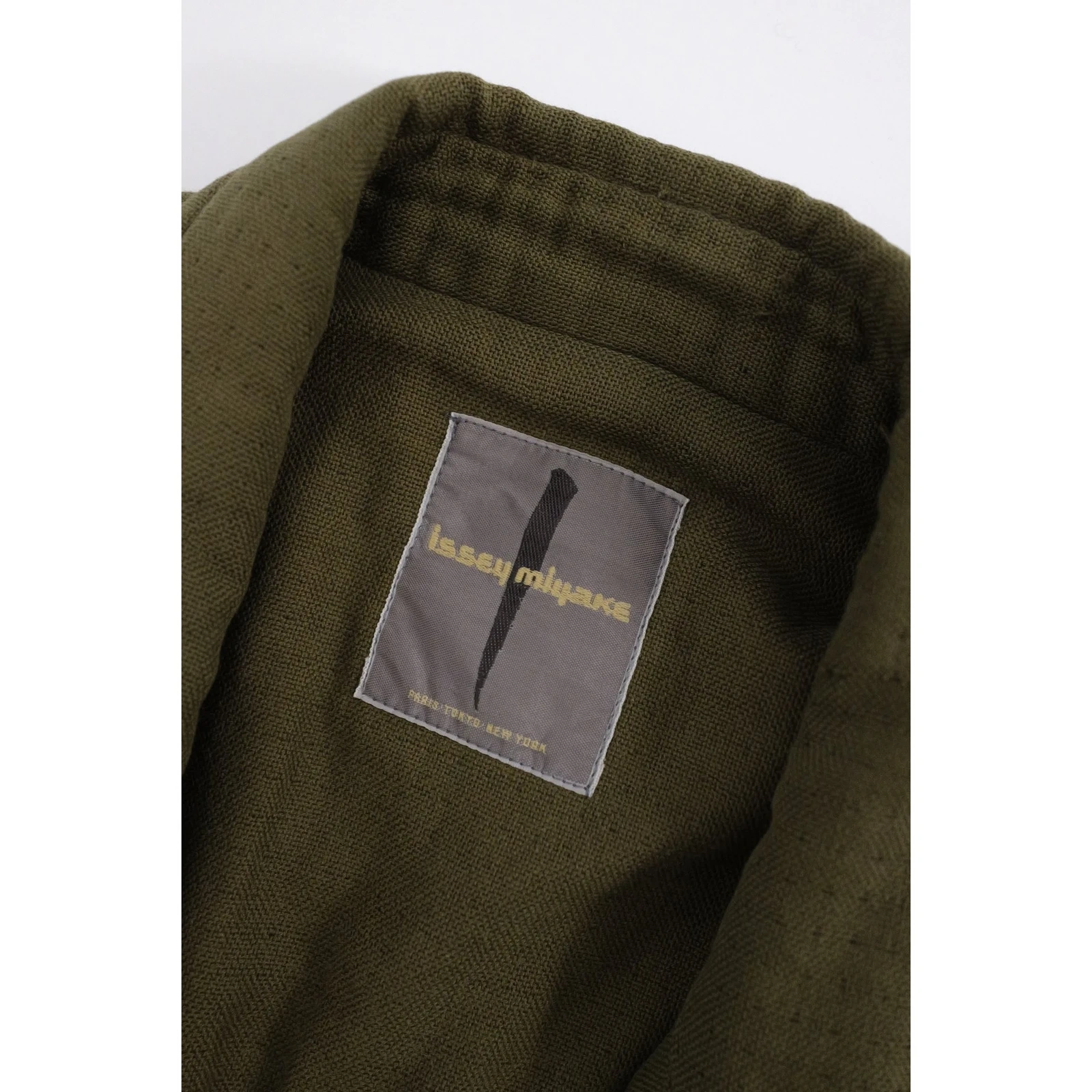ISSEY MIYAKE Blouson Kaki vintage, passéist — photo 4