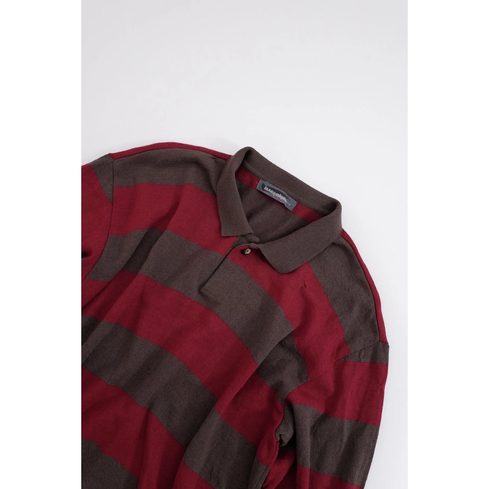 ISSEY MIYAKE Sweat en laine Bordeaux vintage, passéist — photo 2