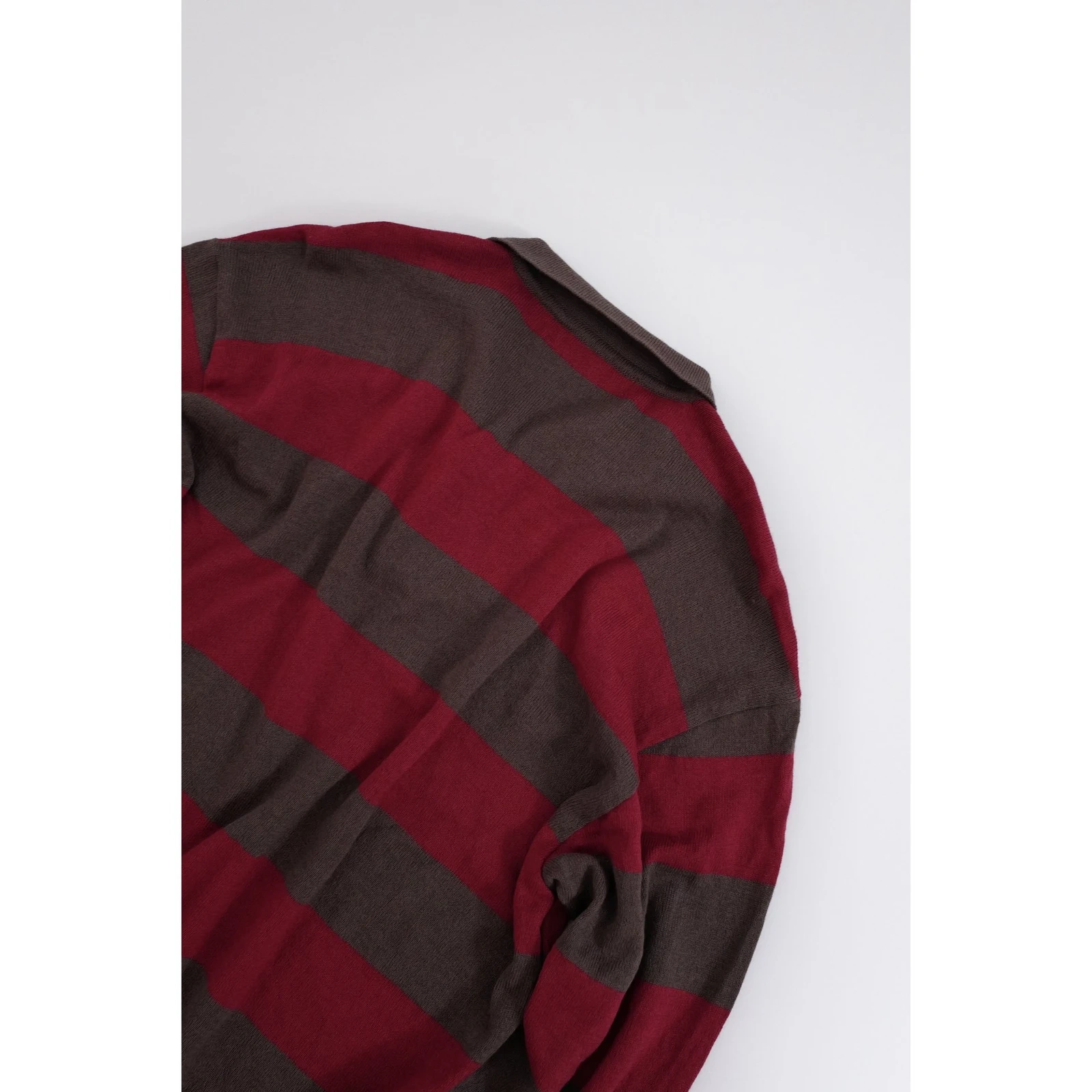 ISSEY MIYAKE Sweat en laine Bordeaux vintage, passéist — photo 13