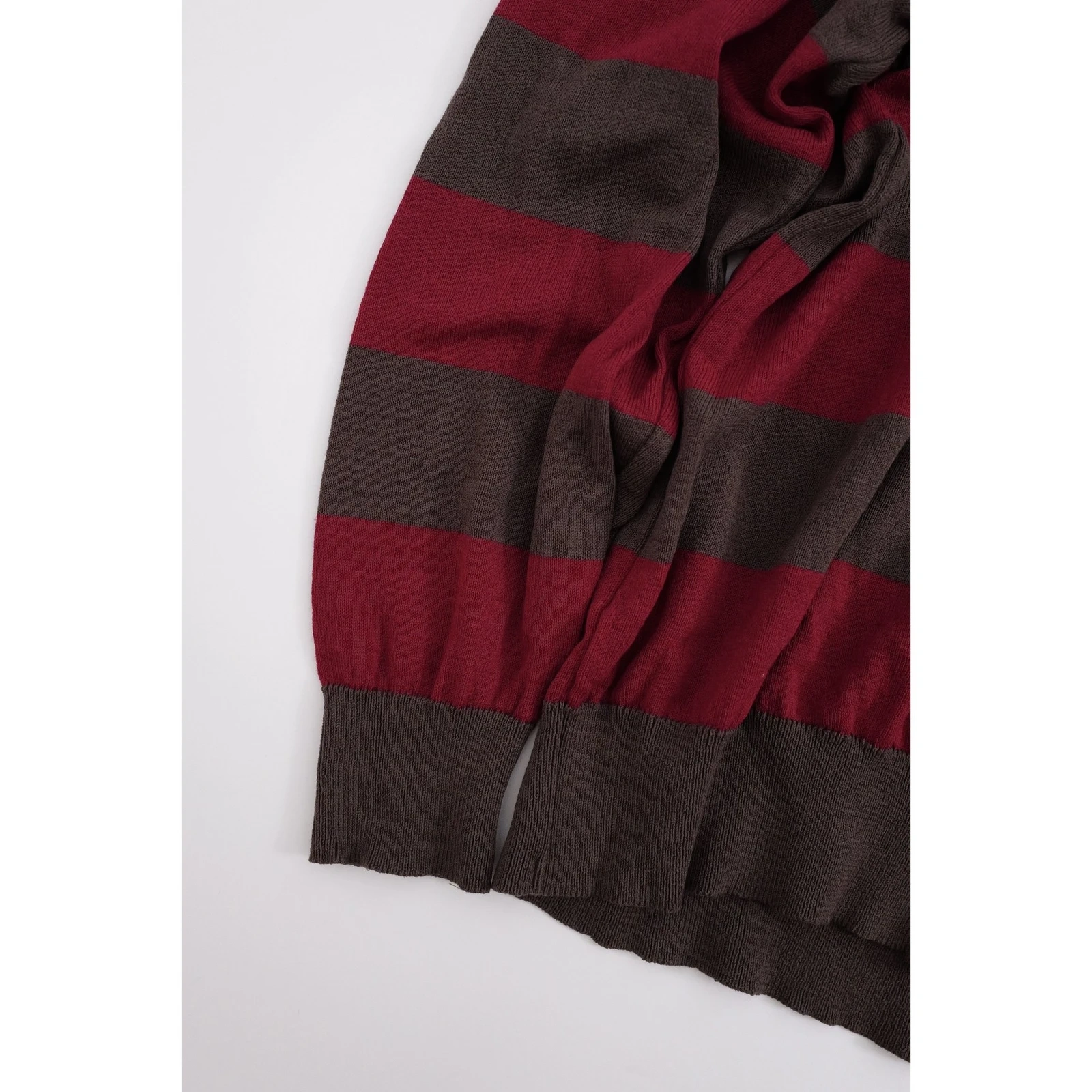 ISSEY MIYAKE Sweat en laine Bordeaux vintage, passéist — photo 4