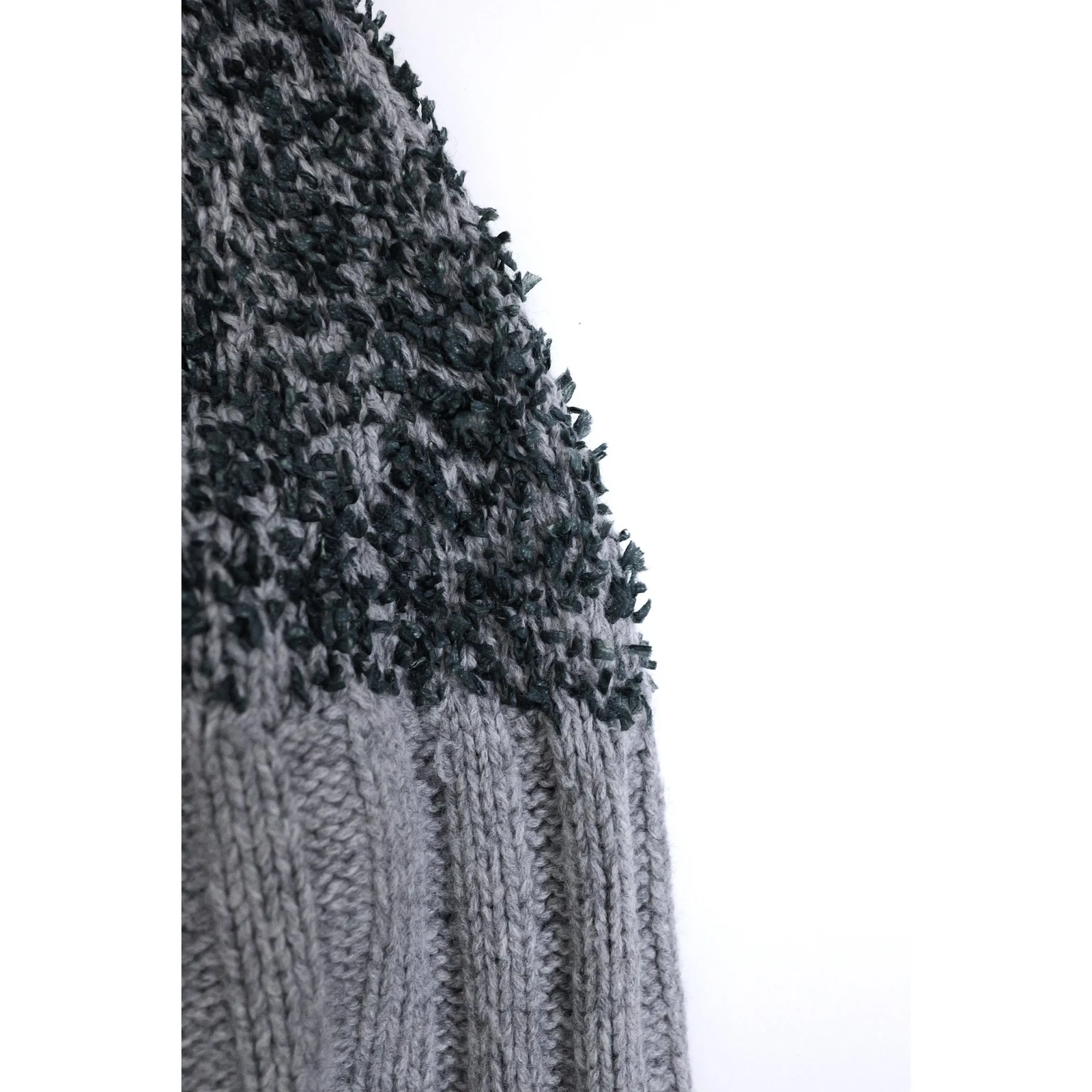 ISSEY MIYAKE Pull en laine Gris vintage, passéist — photo 15