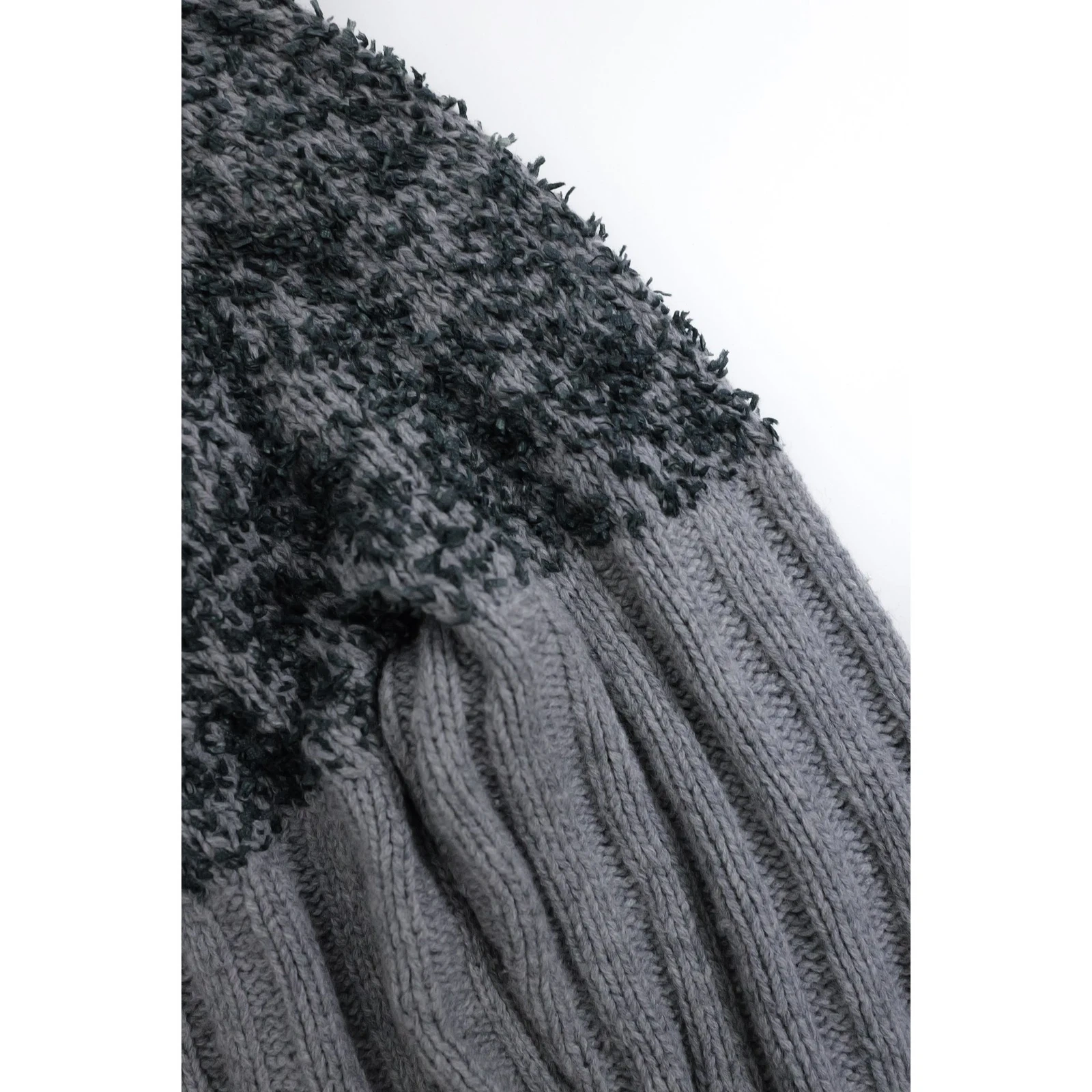 ISSEY MIYAKE Pull en laine Gris vintage, passéist — photo 5