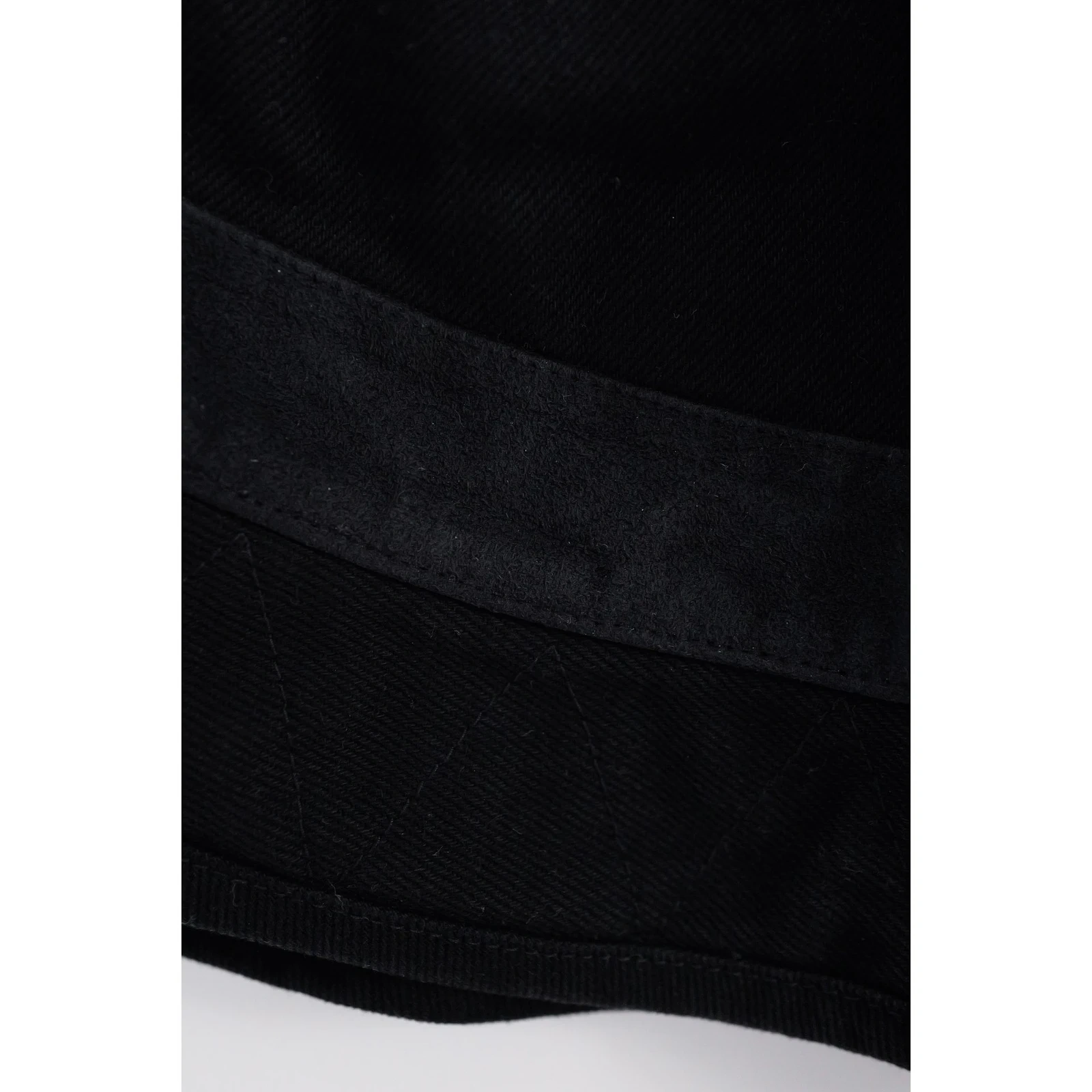 ISSEY MIYAKE Chapeau / bonnet Noir vintage, passéist — photo 7