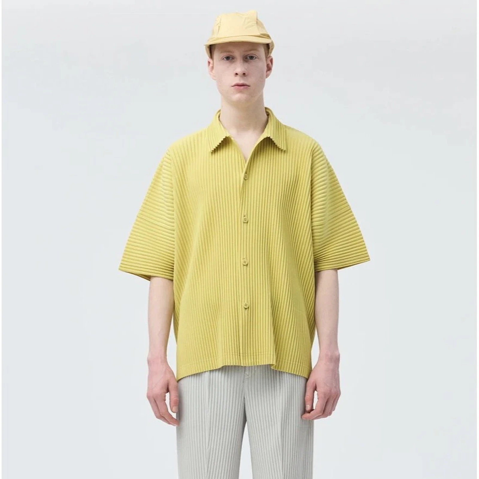 ISSEY MIYAKE Chapeau / bonnet Jaune vintage, passéist — photo 15