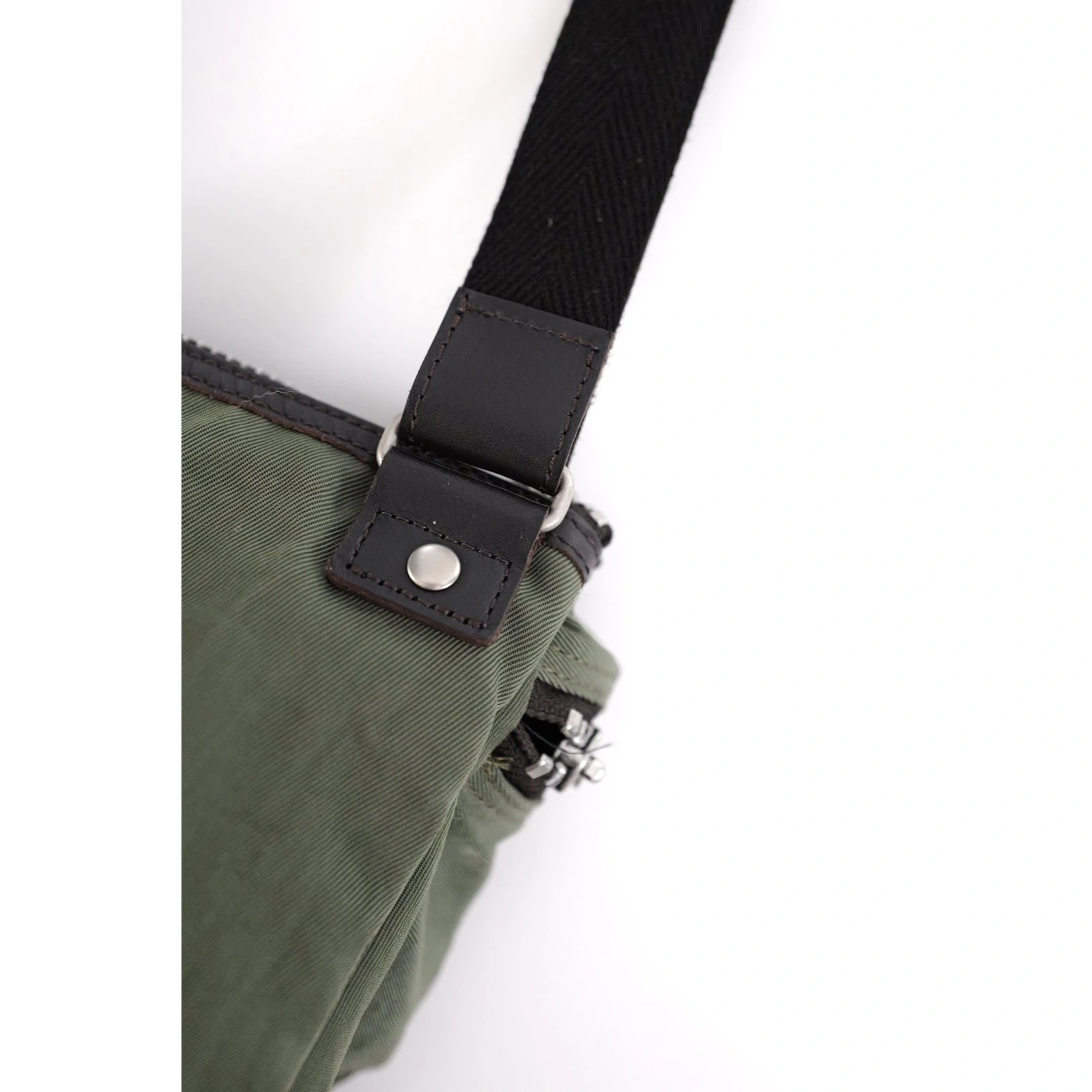 YOHJI YAMAMOTO Pochette Kaki vintage, passéist — photo 12
