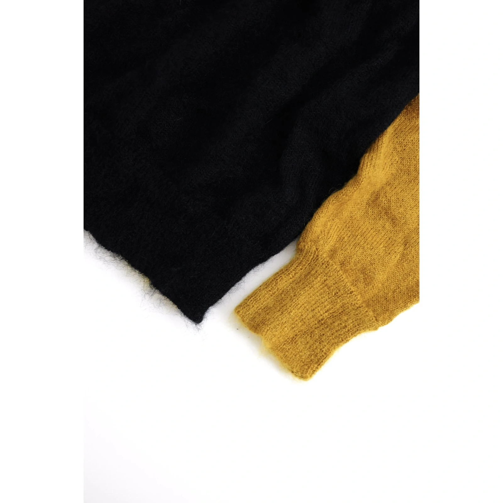 YOHJI YAMAMOTO Pull en laine Noir vintage, passéist — photo 3